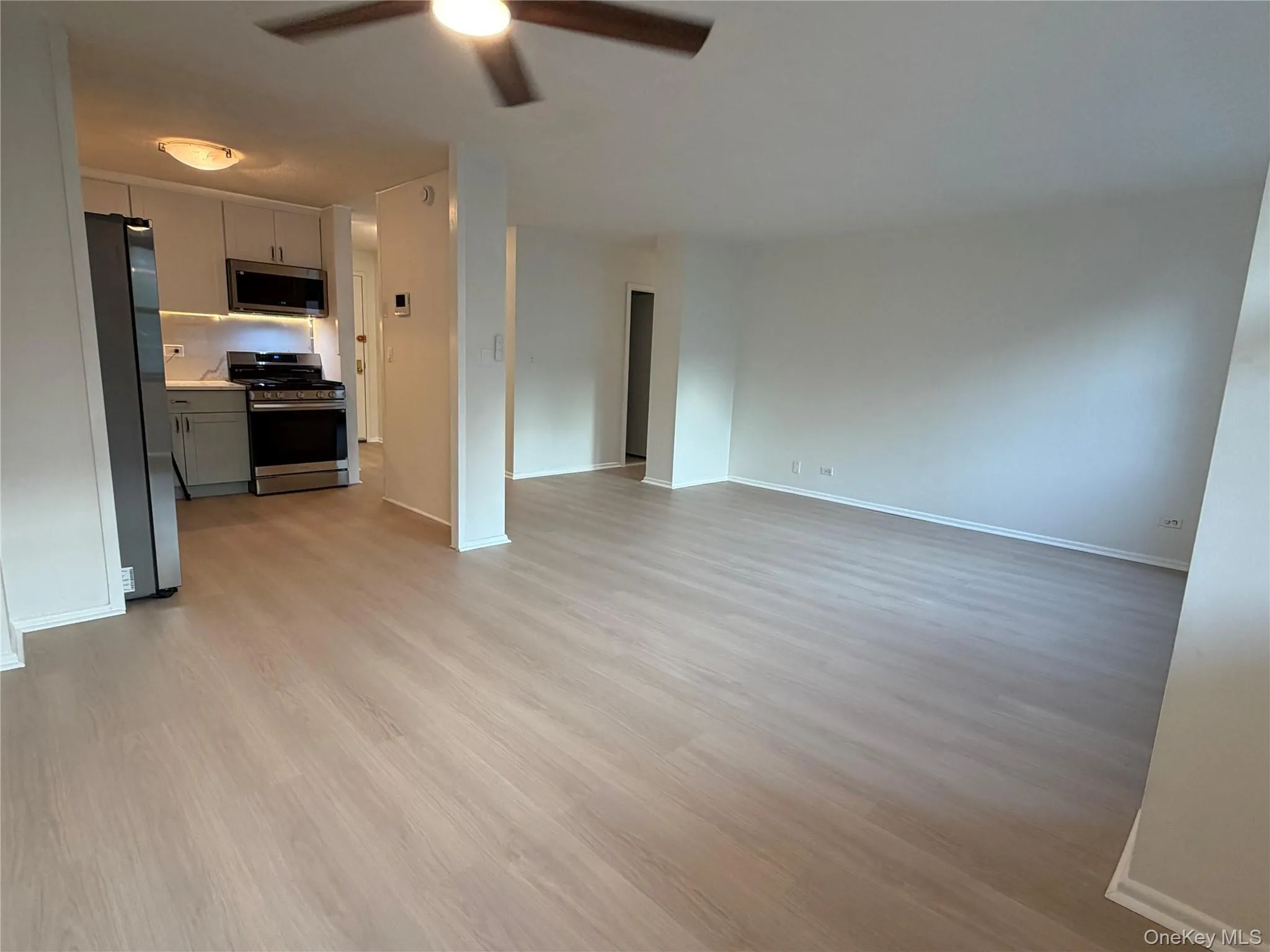 290 232nd Street, New York, NY, 3 Bedrooms Bedrooms, 7 Rooms Rooms,1 BathroomBathrooms,Residential,For Rent,232nd,0,1021766 290 232nd Street, New York, NY, 3 Bedrooms Bedrooms, 7 Rooms Rooms,1 BathroomBathrooms,Residential,For Rent,232nd,0,1021766
