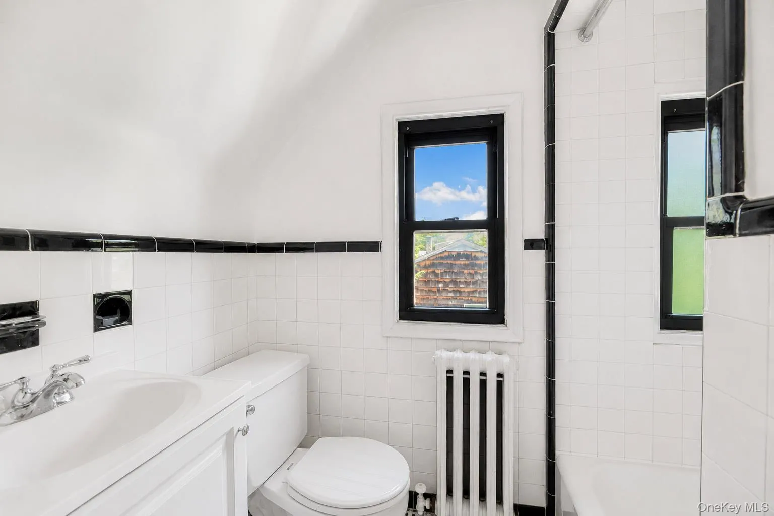 133 Bon Air Avenue, New Rochelle, NY, 5 Bedrooms Bedrooms, 12 Rooms Rooms,4 BathroomsBathrooms,Residential,For Rent,Bon Air,0,1021771 133 Bon Air Avenue, New Rochelle, NY, 5 Bedrooms Bedrooms, 12 Rooms Rooms,4 BathroomsBathrooms,Residential,For Rent,Bon Air,0,1021771