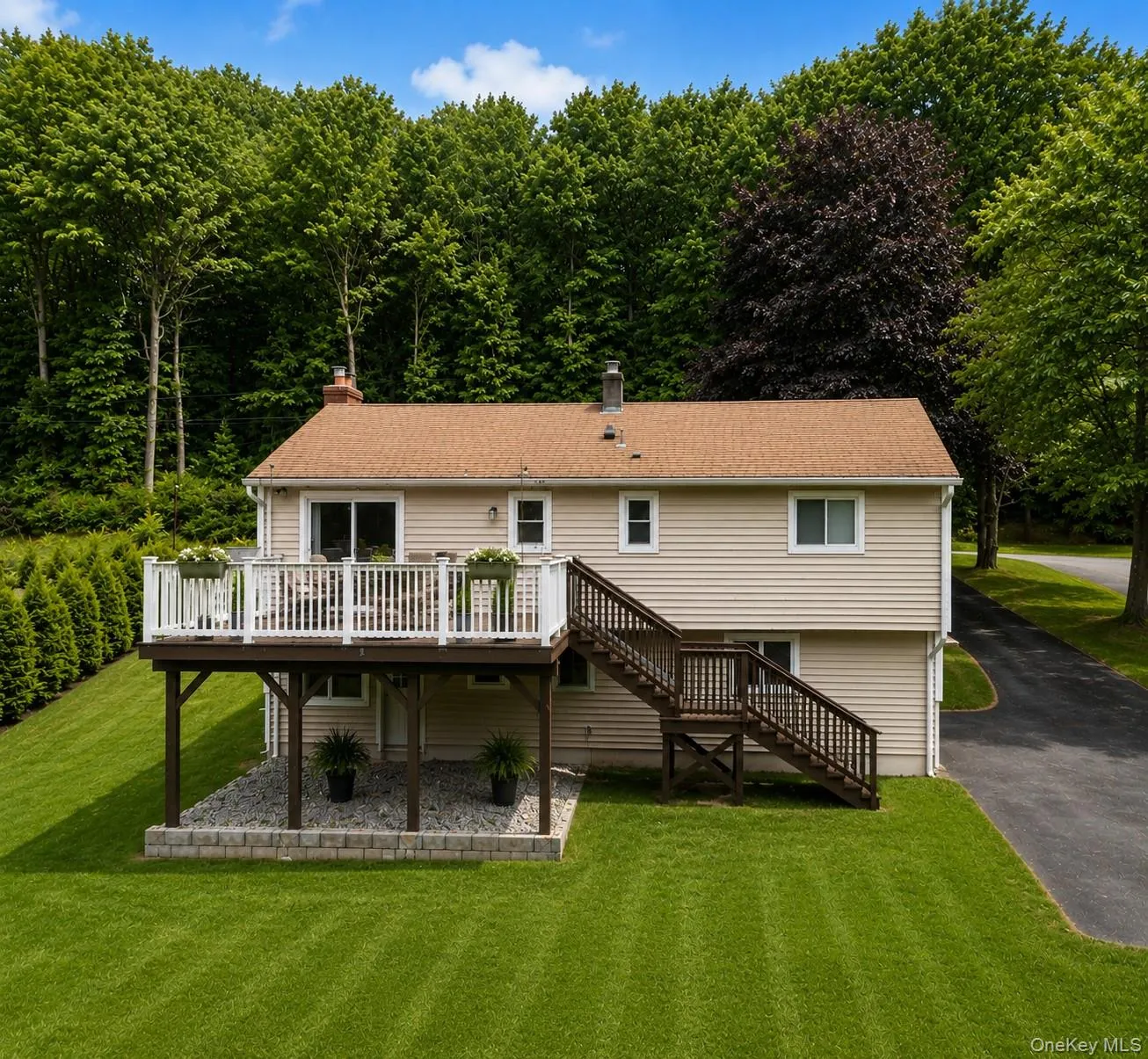 63 Dixon Road, Carmel, NY, 3 Bedrooms Bedrooms, 7 Rooms Rooms,1 BathroomBathrooms,Residential,For Rent,Dixon,0,1021773 63 Dixon Road, Carmel, NY, 3 Bedrooms Bedrooms, 7 Rooms Rooms,1 BathroomBathrooms,Residential,For Rent,Dixon,0,1021773
