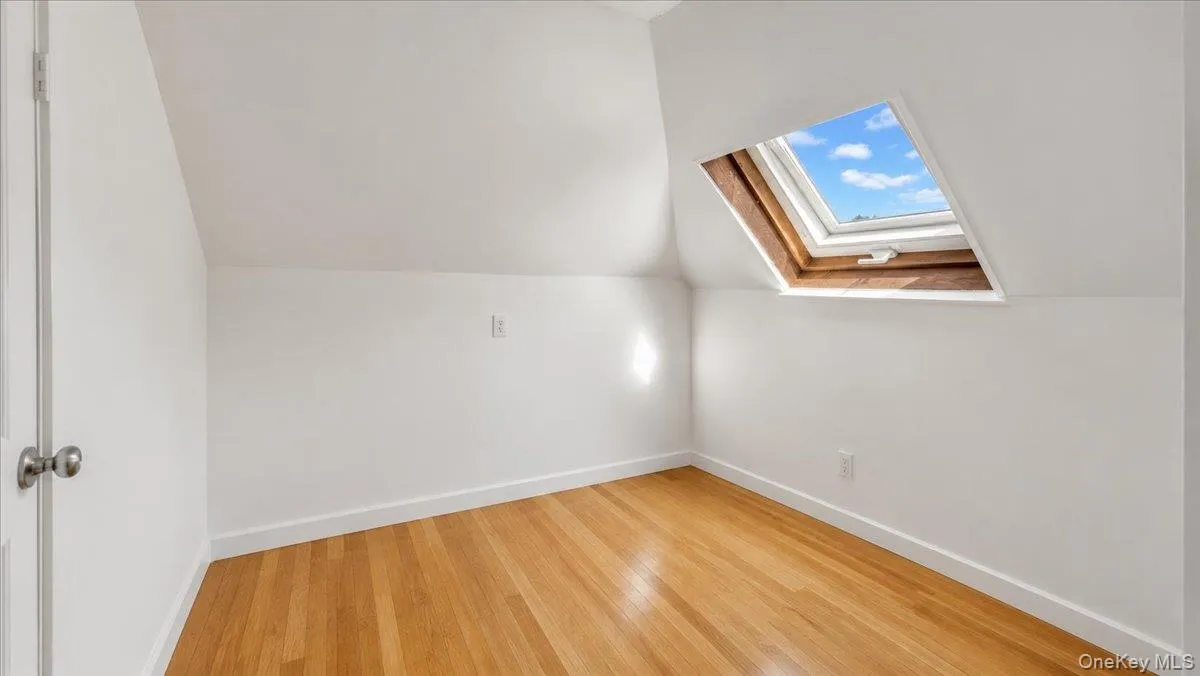 228 Weyman Avenue, New Rochelle, NY, 7 Bedrooms Bedrooms, 11 Rooms Rooms,4 BathroomsBathrooms,Residential,For Rent,Weyman,0,1021776 228 Weyman Avenue, New Rochelle, NY, 7 Bedrooms Bedrooms, 11 Rooms Rooms,4 BathroomsBathrooms,Residential,For Rent,Weyman,0,1021776
