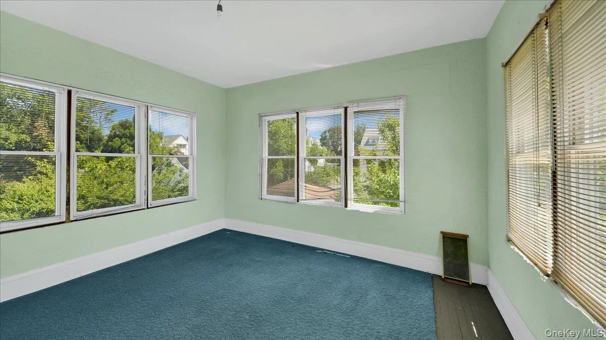 228 Weyman Avenue, New Rochelle, NY, 7 Bedrooms Bedrooms, 11 Rooms Rooms,4 BathroomsBathrooms,Residential,For Rent,Weyman,0,1021776 228 Weyman Avenue, New Rochelle, NY, 7 Bedrooms Bedrooms, 11 Rooms Rooms,4 BathroomsBathrooms,Residential,For Rent,Weyman,0,1021776