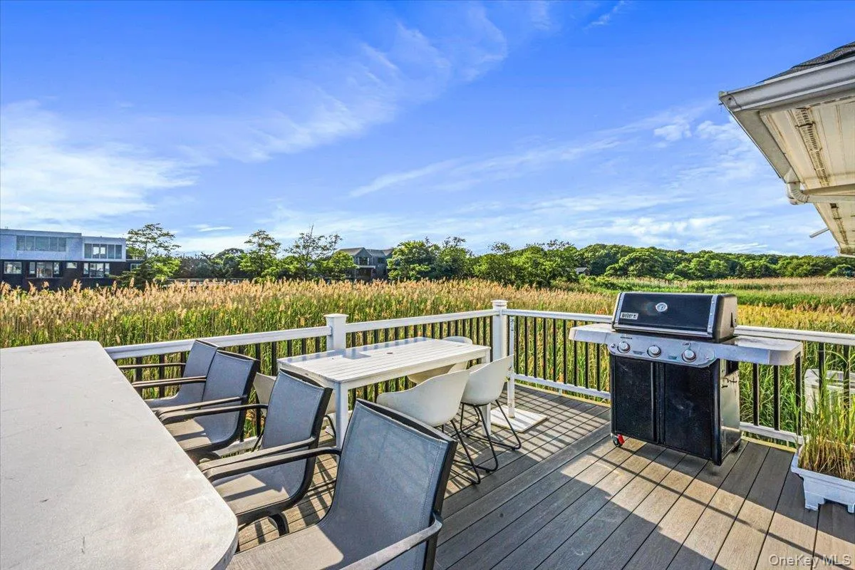 13 Bay Meadow, Southampton, NY, 4 Bedrooms Bedrooms, 16 Rooms Rooms,4 BathroomsBathrooms,Residential Lease,For Rent,Bay Meadow,0,1021777 13 Bay Meadow, Southampton, NY, 4 Bedrooms Bedrooms, 16 Rooms Rooms,4 BathroomsBathrooms,Residential Lease,For Rent,Bay Meadow,0,1021777