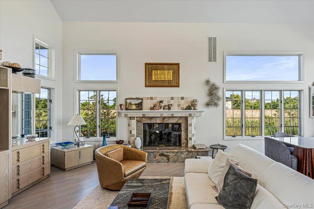 13 Bay Meadow, Southampton, NY, 4 Bedrooms Bedrooms, 16 Rooms Rooms,4 BathroomsBathrooms,Residential Lease,For Rent,Bay Meadow,0,1021777 13 Bay Meadow, Southampton, NY, 4 Bedrooms Bedrooms, 16 Rooms Rooms,4 BathroomsBathrooms,Residential Lease,For Rent,Bay Meadow,0,1021777