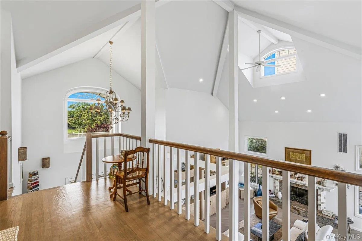 13 Bay Meadow, Southampton, NY, 4 Bedrooms Bedrooms, 16 Rooms Rooms,4 BathroomsBathrooms,Residential Lease,For Rent,Bay Meadow,0,1021777 13 Bay Meadow, Southampton, NY, 4 Bedrooms Bedrooms, 16 Rooms Rooms,4 BathroomsBathrooms,Residential Lease,For Rent,Bay Meadow,0,1021777