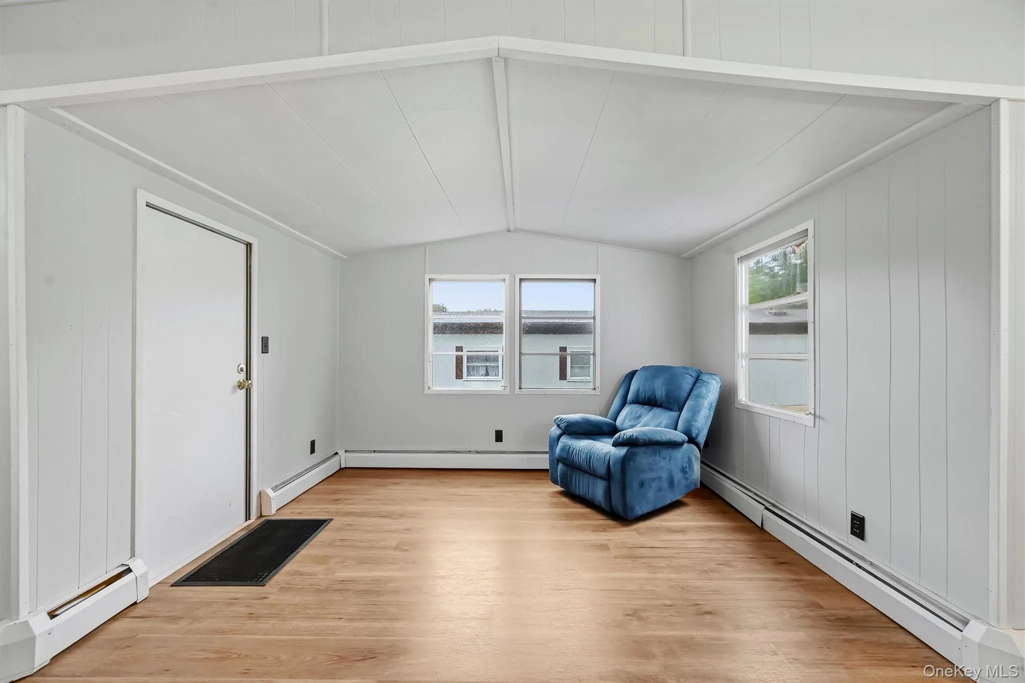327 Currycross Road, New Windsor, NY, 2 Bedrooms Bedrooms, 5 Rooms Rooms,1 BathroomBathrooms,Residential,For Rent,Currycross,0,1021783 327 Currycross Road, New Windsor, NY, 2 Bedrooms Bedrooms, 5 Rooms Rooms,1 BathroomBathrooms,Residential,For Rent,Currycross,0,1021783