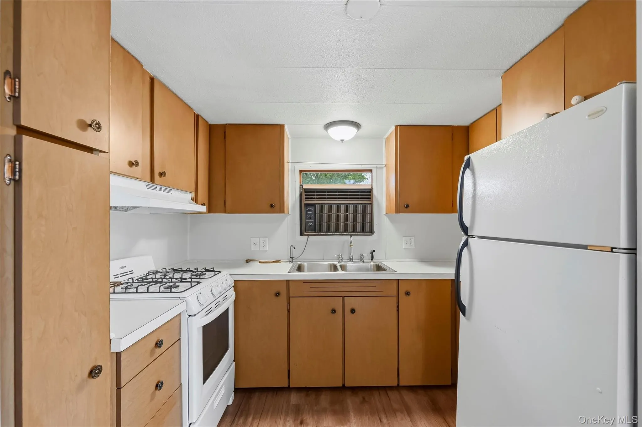 327 Currycross Road, New Windsor, NY, 2 Bedrooms Bedrooms, 5 Rooms Rooms,1 BathroomBathrooms,Residential,For Rent,Currycross,0,1021783 327 Currycross Road, New Windsor, NY, 2 Bedrooms Bedrooms, 5 Rooms Rooms,1 BathroomBathrooms,Residential,For Rent,Currycross,0,1021783