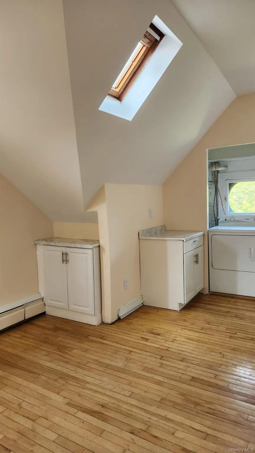 92 Roe Avenue, Highlands, NY, 2 Bedrooms Bedrooms, 5 Rooms Rooms,1 BathroomBathrooms,Residential Lease,For Rent,Roe,0,1021787 92 Roe Avenue, Highlands, NY, 2 Bedrooms Bedrooms, 5 Rooms Rooms,1 BathroomBathrooms,Residential Lease,For Rent,Roe,0,1021787
