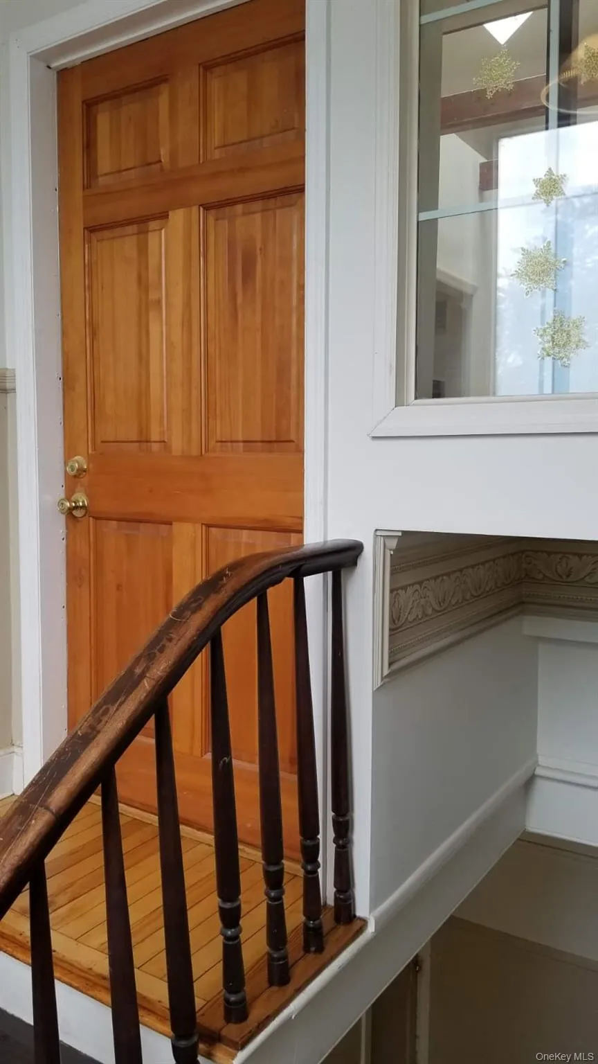 92 Roe Avenue, Highlands, NY, 2 Bedrooms Bedrooms, 5 Rooms Rooms,1 BathroomBathrooms,Residential Lease,For Rent,Roe,0,1021787 92 Roe Avenue, Highlands, NY, 2 Bedrooms Bedrooms, 5 Rooms Rooms,1 BathroomBathrooms,Residential Lease,For Rent,Roe,0,1021787