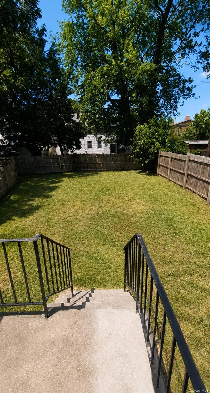 8 Norris Street, Haverstraw, NY, 2 Bedrooms Bedrooms, 6 Rooms Rooms,1 BathroomBathrooms,Residential Lease,For Rent,Norris,0,1021788 8 Norris Street, Haverstraw, NY, 2 Bedrooms Bedrooms, 6 Rooms Rooms,1 BathroomBathrooms,Residential Lease,For Rent,Norris,0,1021788