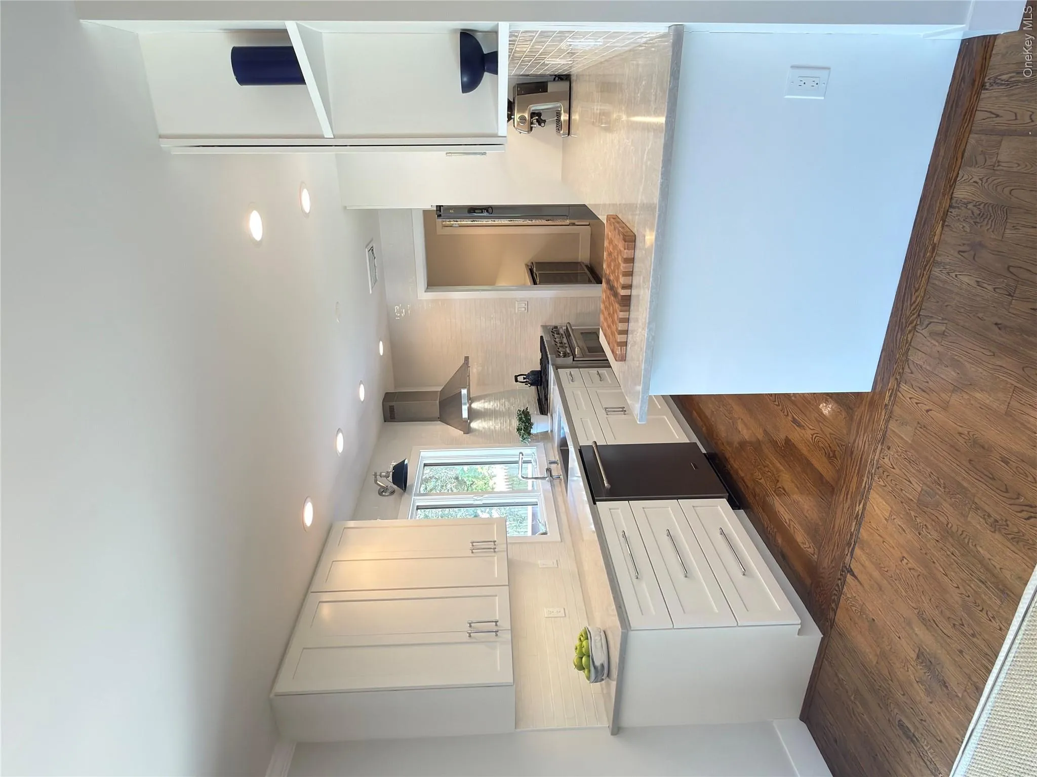 17 Locust Street, Riverhead, NY, 3 Bedrooms Bedrooms, 9 Rooms Rooms,2 BathroomsBathrooms,Residential,For Rent,Locust,0,1021791 17 Locust Street, Riverhead, NY, 3 Bedrooms Bedrooms, 9 Rooms Rooms,2 BathroomsBathrooms,Residential,For Rent,Locust,0,1021791