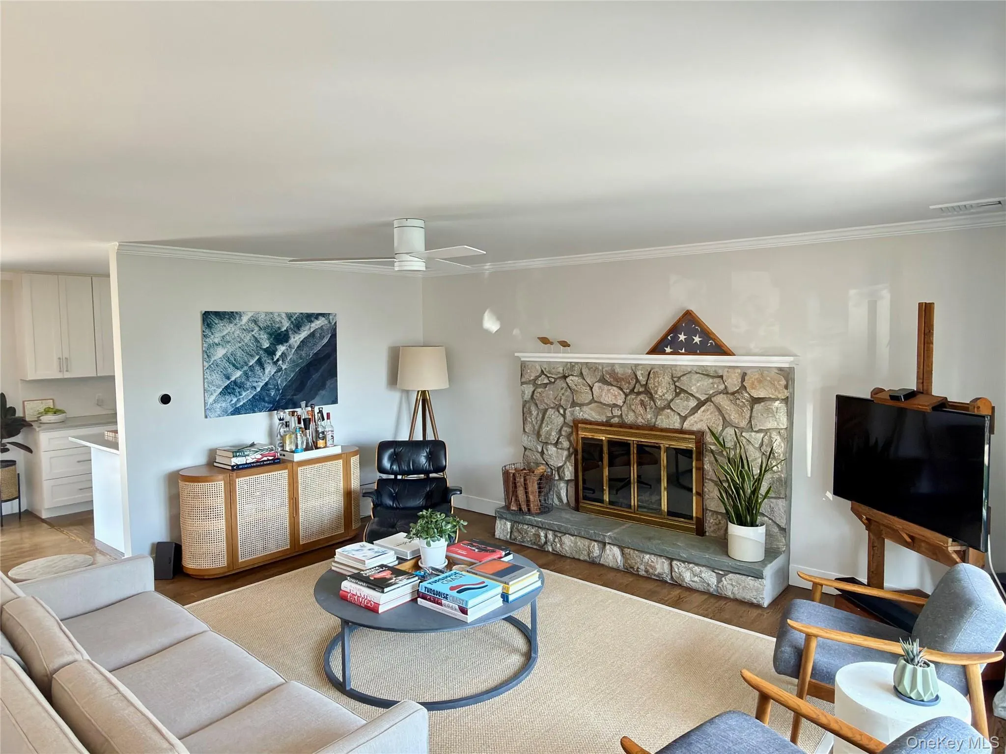 17 Locust Street, Riverhead, NY, 3 Bedrooms Bedrooms, 9 Rooms Rooms,2 BathroomsBathrooms,Residential,For Rent,Locust,0,1021791 17 Locust Street, Riverhead, NY, 3 Bedrooms Bedrooms, 9 Rooms Rooms,2 BathroomsBathrooms,Residential,For Rent,Locust,0,1021791