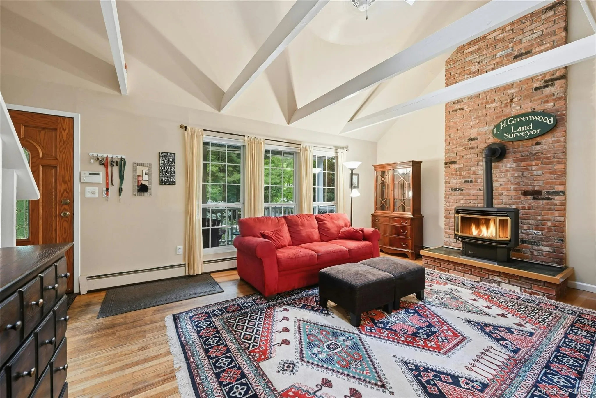 126 Bellecrest Avenue, Huntington, NY, 3 Bedrooms Bedrooms, 7 Rooms Rooms,3 BathroomsBathrooms,Residential,For Rent,Bellecrest,0,1021793 126 Bellecrest Avenue, Huntington, NY, 3 Bedrooms Bedrooms, 7 Rooms Rooms,3 BathroomsBathrooms,Residential,For Rent,Bellecrest,0,1021793