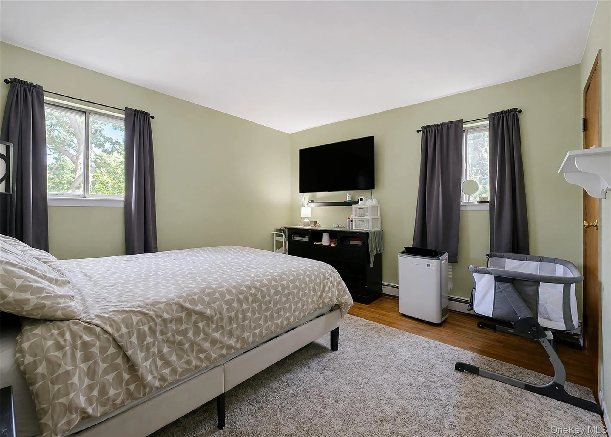 424 Alphabet Street, Islip, NY, 4 Bedrooms Bedrooms, 12 Rooms Rooms,1 BathroomBathrooms,Residential,For Rent,Alphabet,0,1021794 424 Alphabet Street, Islip, NY, 4 Bedrooms Bedrooms, 12 Rooms Rooms,1 BathroomBathrooms,Residential,For Rent,Alphabet,0,1021794