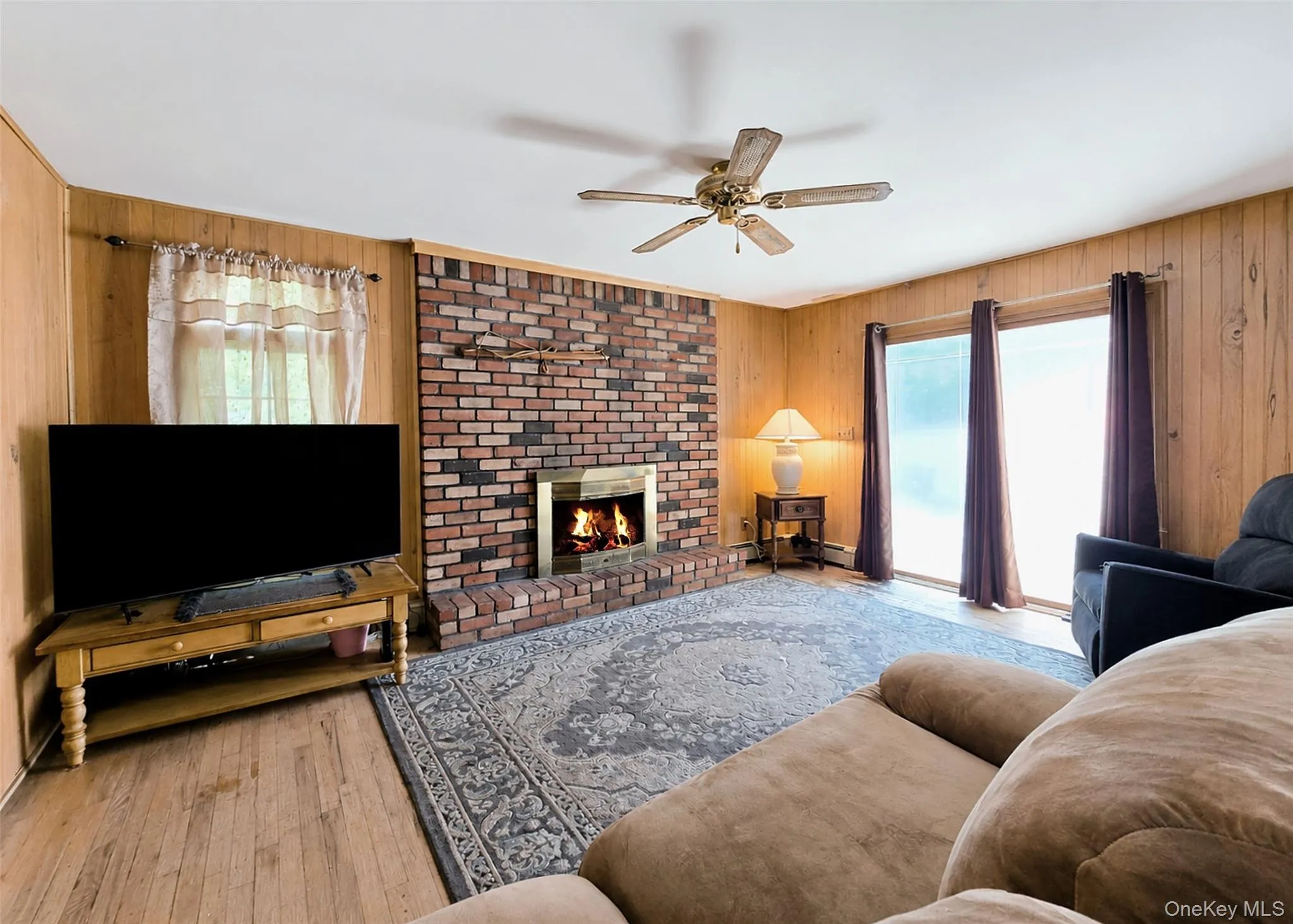 424 Alphabet Street, Islip, NY, 4 Bedrooms Bedrooms, 12 Rooms Rooms,1 BathroomBathrooms,Residential,For Rent,Alphabet,0,1021794 424 Alphabet Street, Islip, NY, 4 Bedrooms Bedrooms, 12 Rooms Rooms,1 BathroomBathrooms,Residential,For Rent,Alphabet,0,1021794