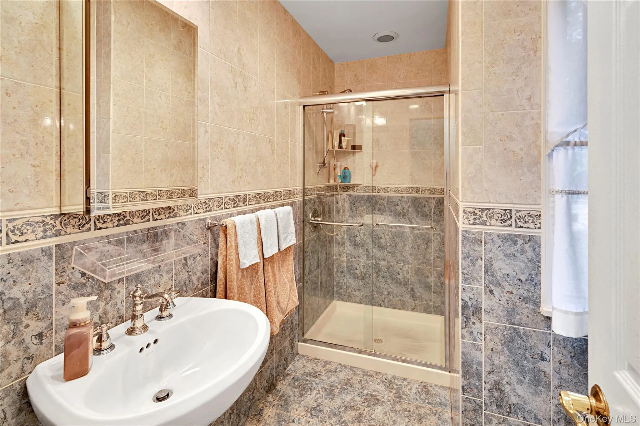 94 Franklin Avenue, Mount Pleasant, NY, 4 Bedrooms Bedrooms, 9 Rooms Rooms,2 BathroomsBathrooms,Residential,For Rent,Franklin,0,1021797 94 Franklin Avenue, Mount Pleasant, NY, 4 Bedrooms Bedrooms, 9 Rooms Rooms,2 BathroomsBathrooms,Residential,For Rent,Franklin,0,1021797