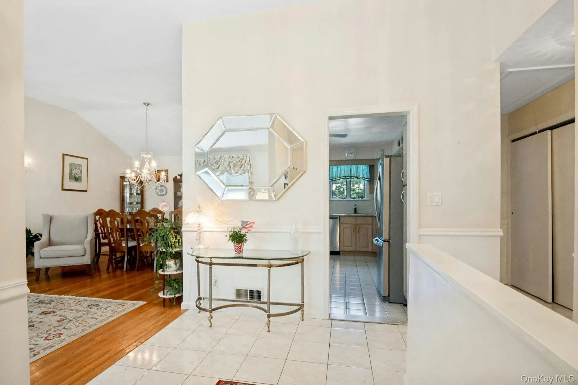 82 Holbrooke Road, White Plains, NY, 3 Bedrooms Bedrooms, 7 Rooms Rooms,2 BathroomsBathrooms,Residential,For Rent,Holbrooke,0,1021799 82 Holbrooke Road, White Plains, NY, 3 Bedrooms Bedrooms, 7 Rooms Rooms,2 BathroomsBathrooms,Residential,For Rent,Holbrooke,0,1021799