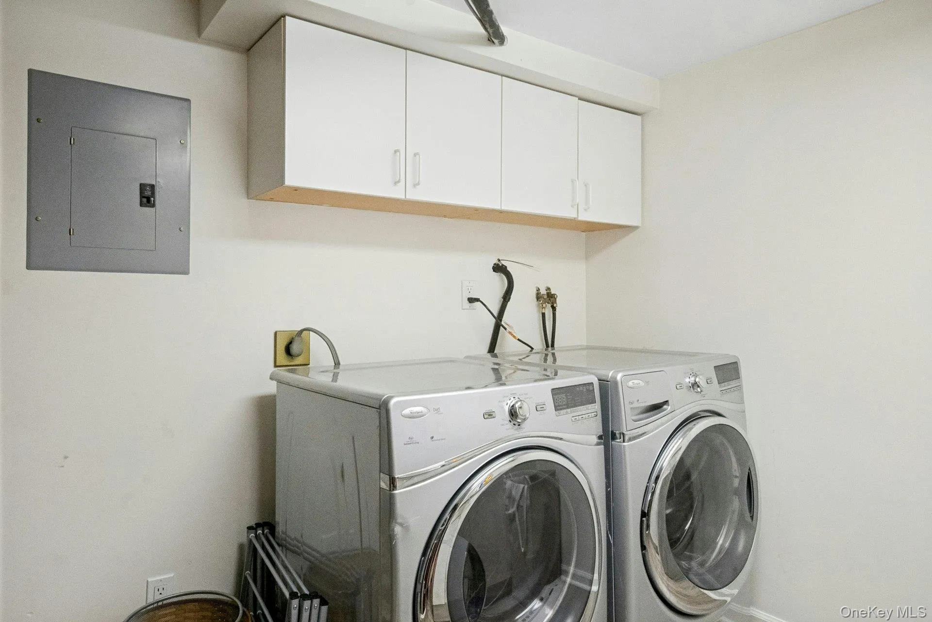 82 Holbrooke Road, White Plains, NY, 3 Bedrooms Bedrooms, 7 Rooms Rooms,2 BathroomsBathrooms,Residential,For Rent,Holbrooke,0,1021799 82 Holbrooke Road, White Plains, NY, 3 Bedrooms Bedrooms, 7 Rooms Rooms,2 BathroomsBathrooms,Residential,For Rent,Holbrooke,0,1021799