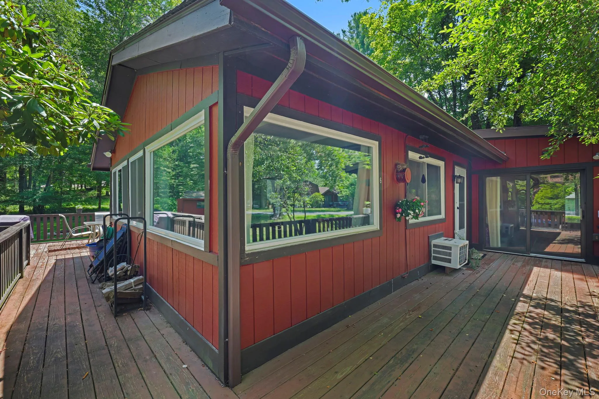 Wrap around deck Wrap around deck