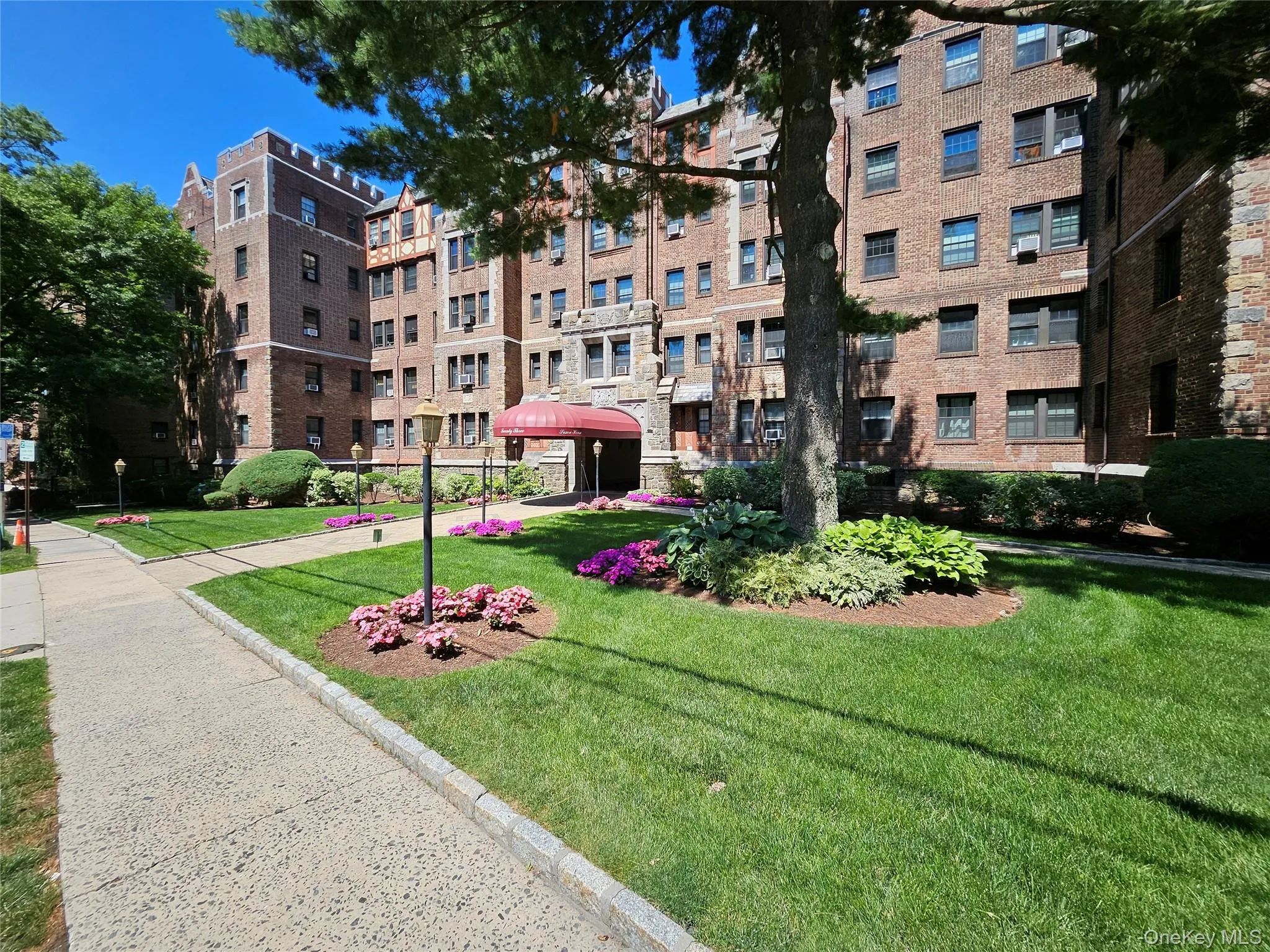 23 Old Mamaroneck Road, White Plains, NY, 2 Rooms Rooms,1 BathroomBathrooms,Residential,For Rent,Old Mamaroneck,0,1021805 23 Old Mamaroneck Road, White Plains, NY, 2 Rooms Rooms,1 BathroomBathrooms,Residential,For Rent,Old Mamaroneck,0,1021805