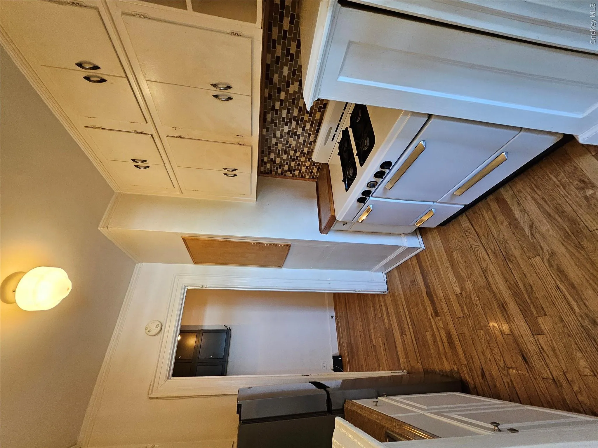 23 Old Mamaroneck Road, White Plains, NY, 2 Rooms Rooms,1 BathroomBathrooms,Residential,For Rent,Old Mamaroneck,0,1021805 23 Old Mamaroneck Road, White Plains, NY, 2 Rooms Rooms,1 BathroomBathrooms,Residential,For Rent,Old Mamaroneck,0,1021805