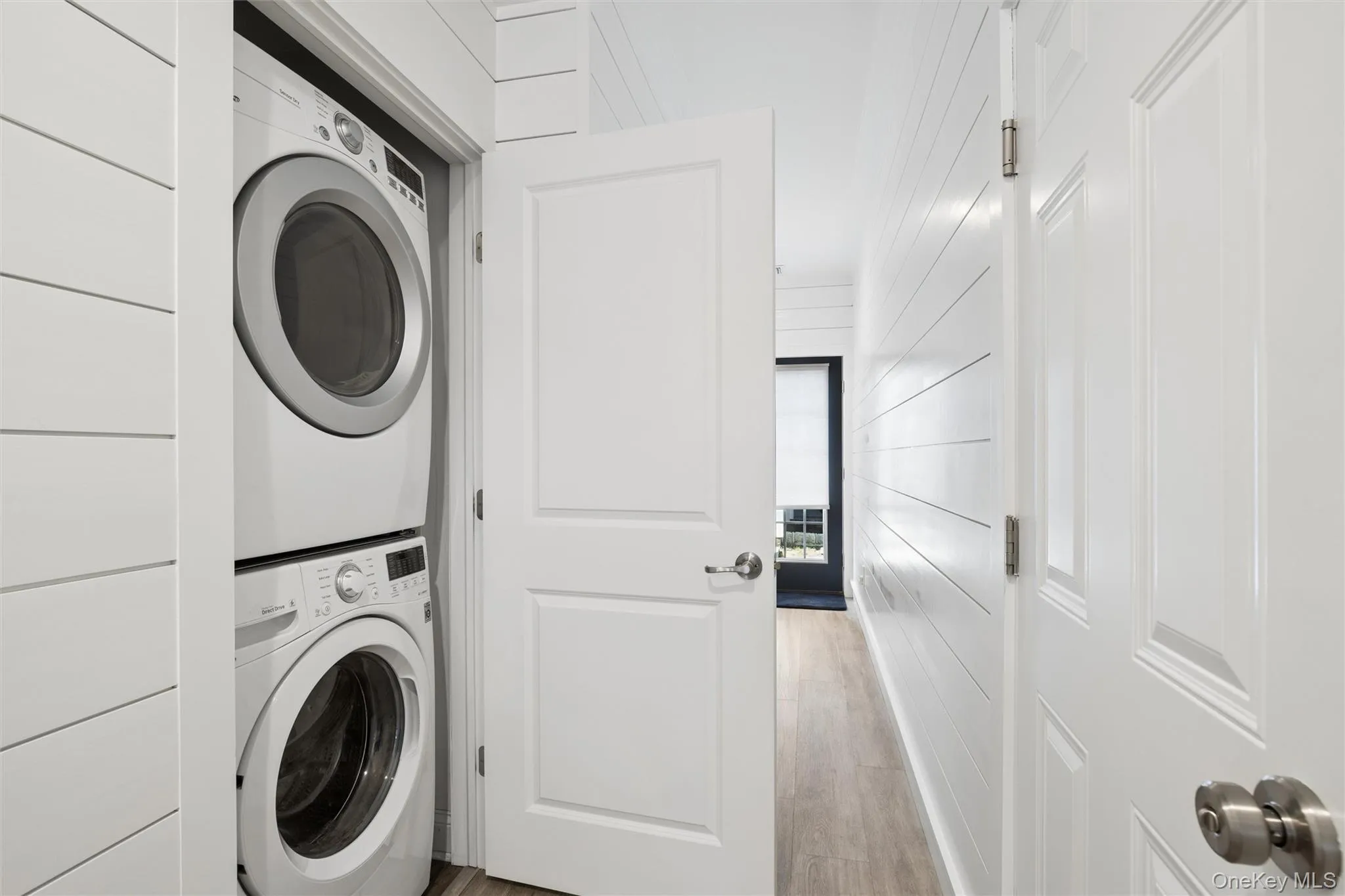 10 Hearthstone Court, Oyster Bay, NY, 2 Bedrooms Bedrooms, 9 Rooms Rooms,2 BathroomsBathrooms,Residential,For Rent,Hearthstone,0,1021806 10 Hearthstone Court, Oyster Bay, NY, 2 Bedrooms Bedrooms, 9 Rooms Rooms,2 BathroomsBathrooms,Residential,For Rent,Hearthstone,0,1021806