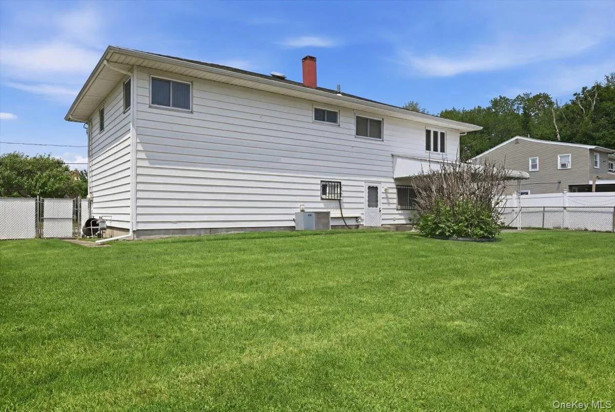 30 Oregon Street, Babylon, NY, 4 Bedrooms Bedrooms, 8 Rooms Rooms,1 BathroomBathrooms,Residential,For Rent,Oregon,0,1021808 30 Oregon Street, Babylon, NY, 4 Bedrooms Bedrooms, 8 Rooms Rooms,1 BathroomBathrooms,Residential,For Rent,Oregon,0,1021808