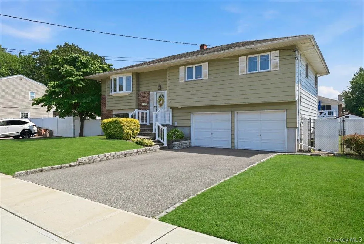 30 Oregon Street, Babylon, NY, 4 Bedrooms Bedrooms, 8 Rooms Rooms,1 BathroomBathrooms,Residential,For Rent,Oregon,0,1021808 30 Oregon Street, Babylon, NY, 4 Bedrooms Bedrooms, 8 Rooms Rooms,1 BathroomBathrooms,Residential,For Rent,Oregon,0,1021808