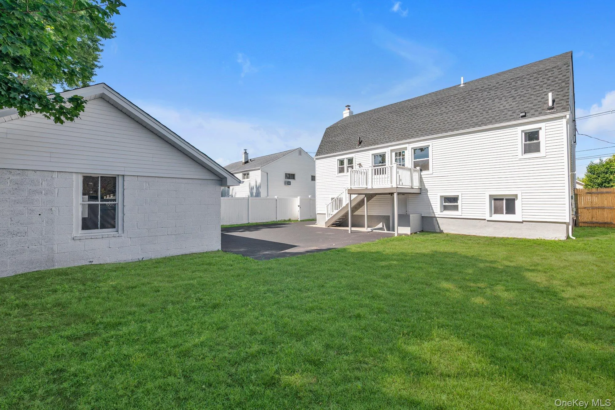 43 Westside Avenue, Hempstead, NY, 5 Bedrooms Bedrooms, 8 Rooms Rooms,2 BathroomsBathrooms,Residential,For Rent,Westside,0,1021815 43 Westside Avenue, Hempstead, NY, 5 Bedrooms Bedrooms, 8 Rooms Rooms,2 BathroomsBathrooms,Residential,For Rent,Westside,0,1021815