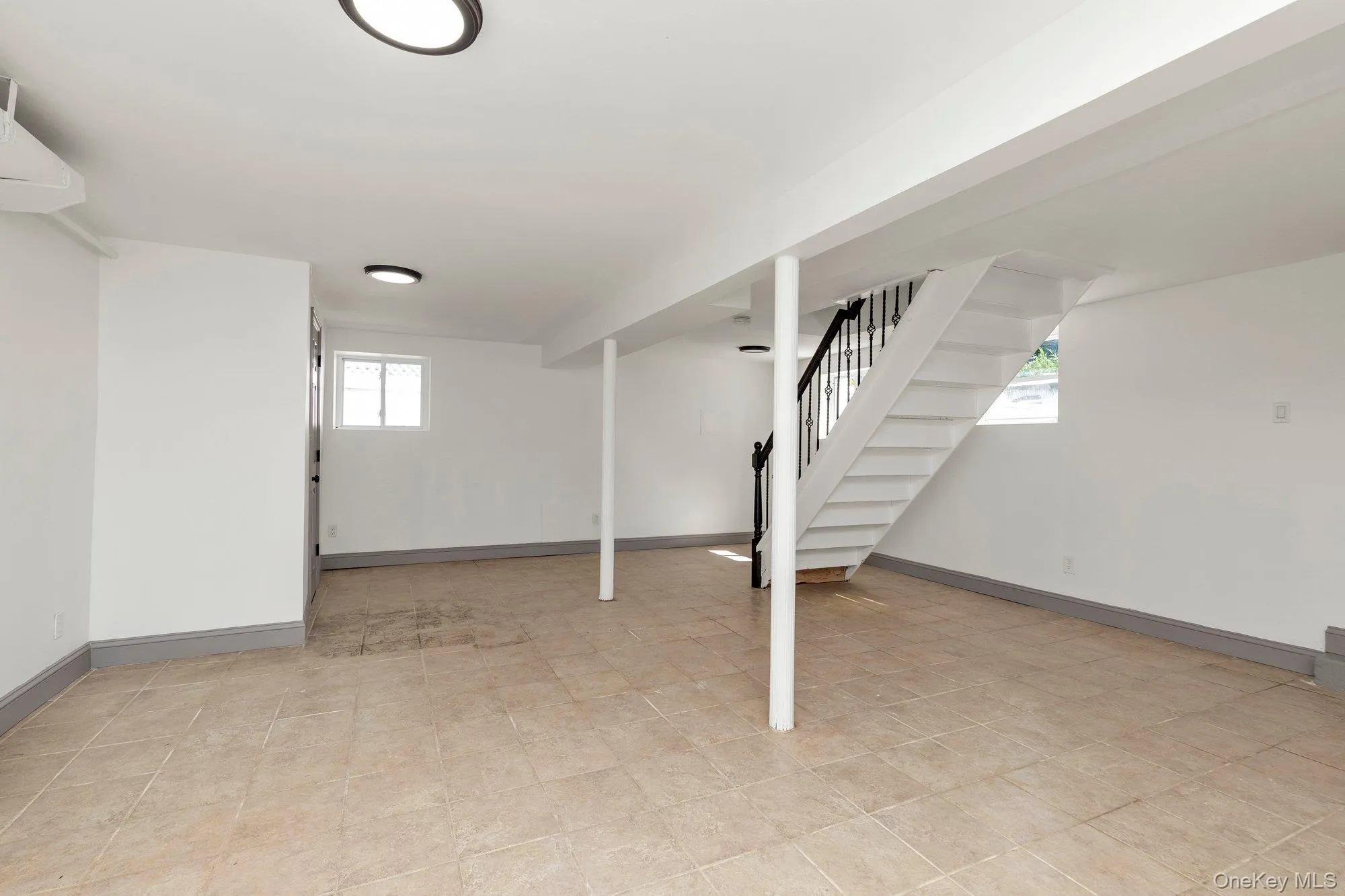 43 Westside Avenue, Hempstead, NY, 5 Bedrooms Bedrooms, 8 Rooms Rooms,2 BathroomsBathrooms,Residential,For Rent,Westside,0,1021815 43 Westside Avenue, Hempstead, NY, 5 Bedrooms Bedrooms, 8 Rooms Rooms,2 BathroomsBathrooms,Residential,For Rent,Westside,0,1021815