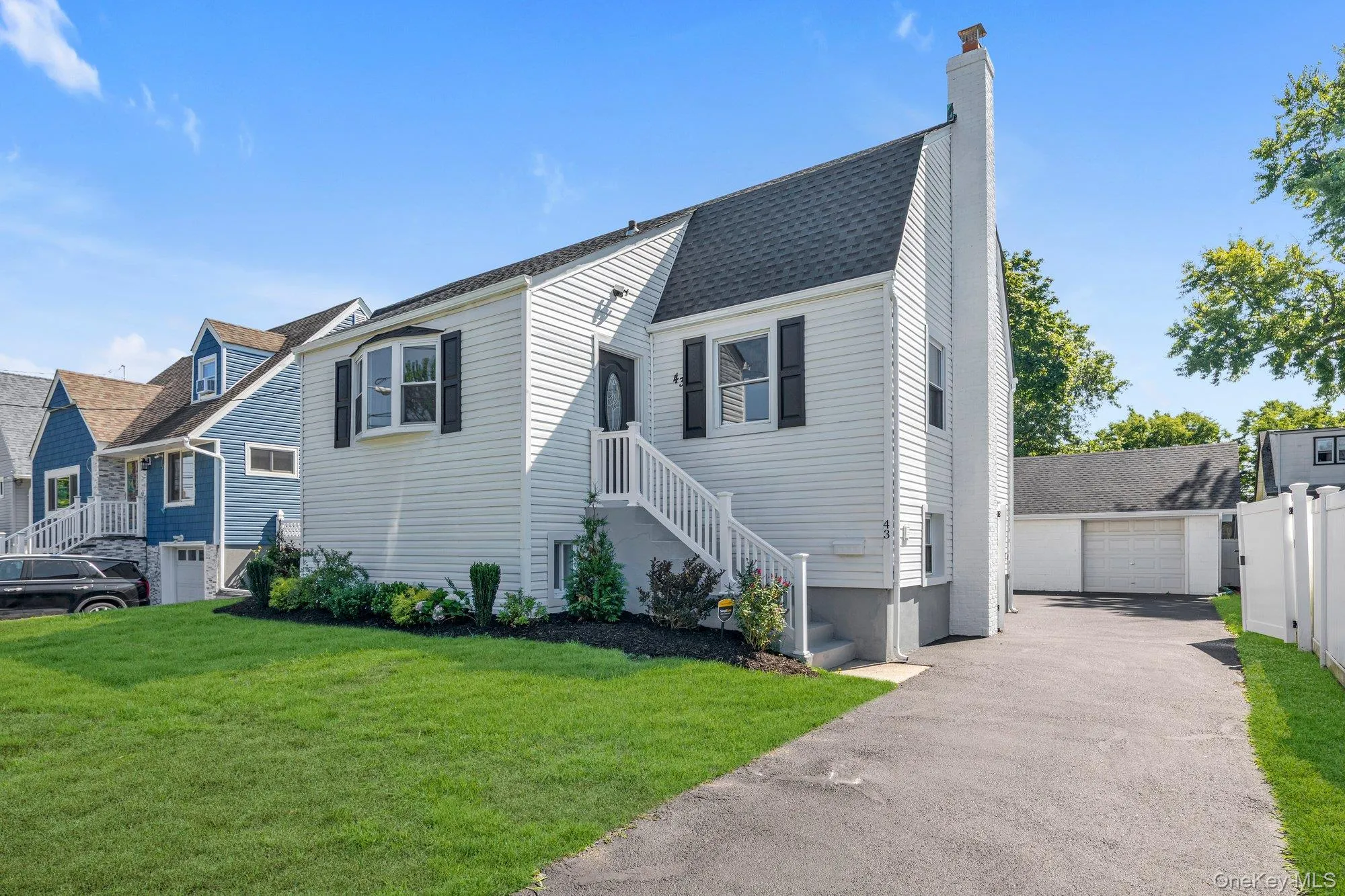 43 Westside Avenue, Hempstead, NY, 5 Bedrooms Bedrooms, 8 Rooms Rooms,2 BathroomsBathrooms,Residential,For Rent,Westside,0,1021815 43 Westside Avenue, Hempstead, NY, 5 Bedrooms Bedrooms, 8 Rooms Rooms,2 BathroomsBathrooms,Residential,For Rent,Westside,0,1021815