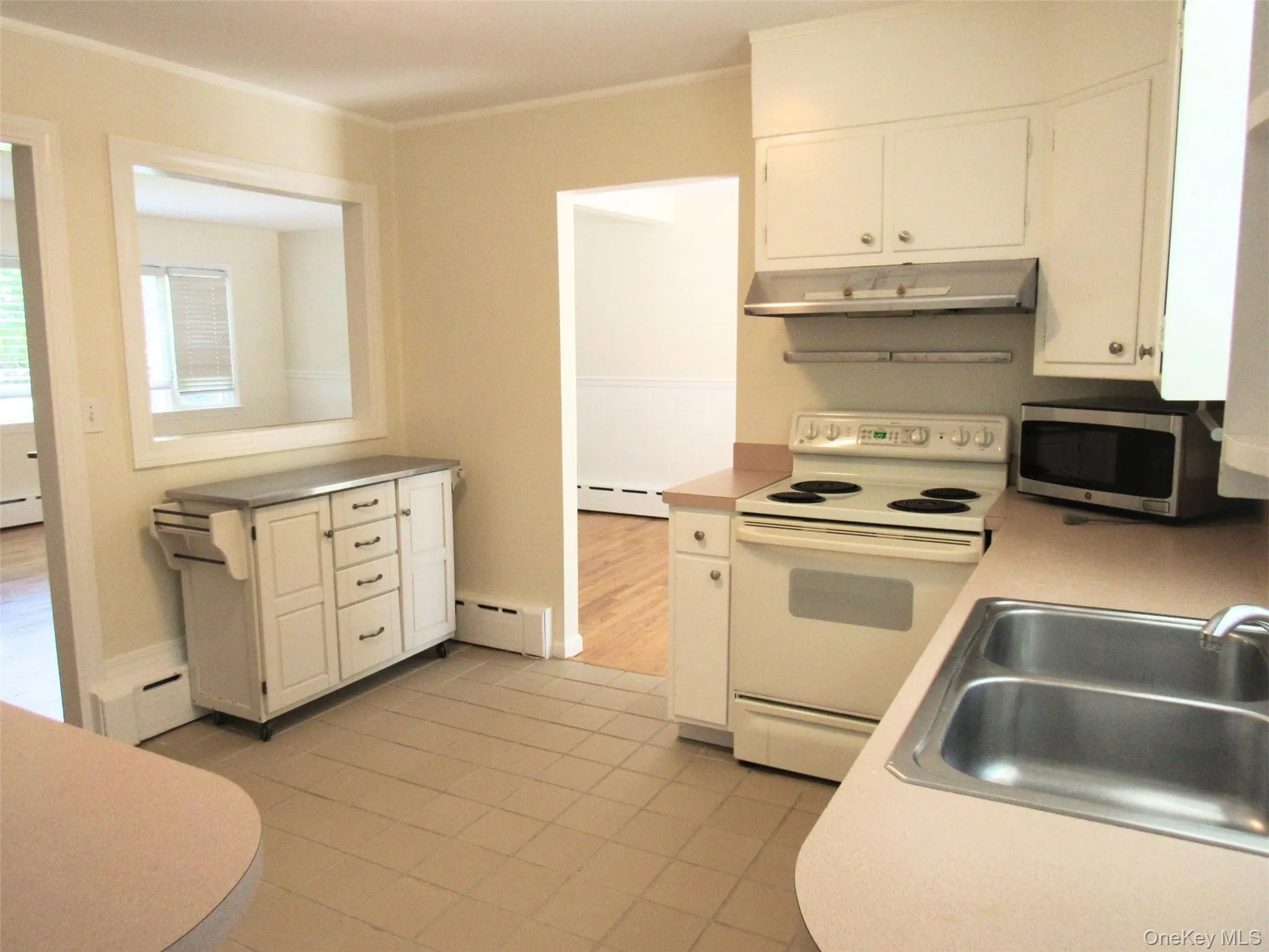 14 Piney Point Avenue, Cortlandt, NY, 3 Bedrooms Bedrooms, 7 Rooms Rooms,2 BathroomsBathrooms,Residential Lease,For Rent,Piney Point,0,1021827 14 Piney Point Avenue, Cortlandt, NY, 3 Bedrooms Bedrooms, 7 Rooms Rooms,2 BathroomsBathrooms,Residential Lease,For Rent,Piney Point,0,1021827