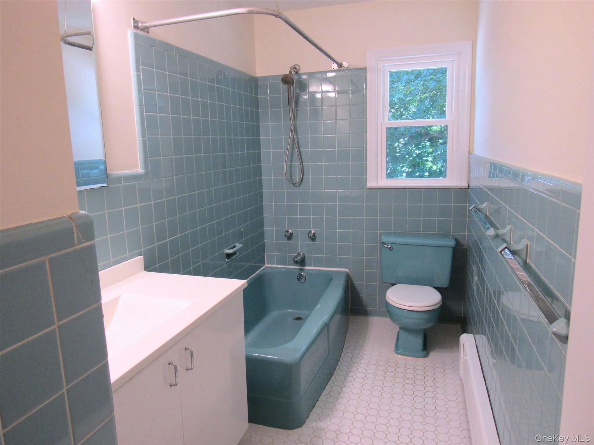 14 Piney Point Avenue, Cortlandt, NY, 3 Bedrooms Bedrooms, 7 Rooms Rooms,2 BathroomsBathrooms,Residential Lease,For Rent,Piney Point,0,1021827 14 Piney Point Avenue, Cortlandt, NY, 3 Bedrooms Bedrooms, 7 Rooms Rooms,2 BathroomsBathrooms,Residential Lease,For Rent,Piney Point,0,1021827