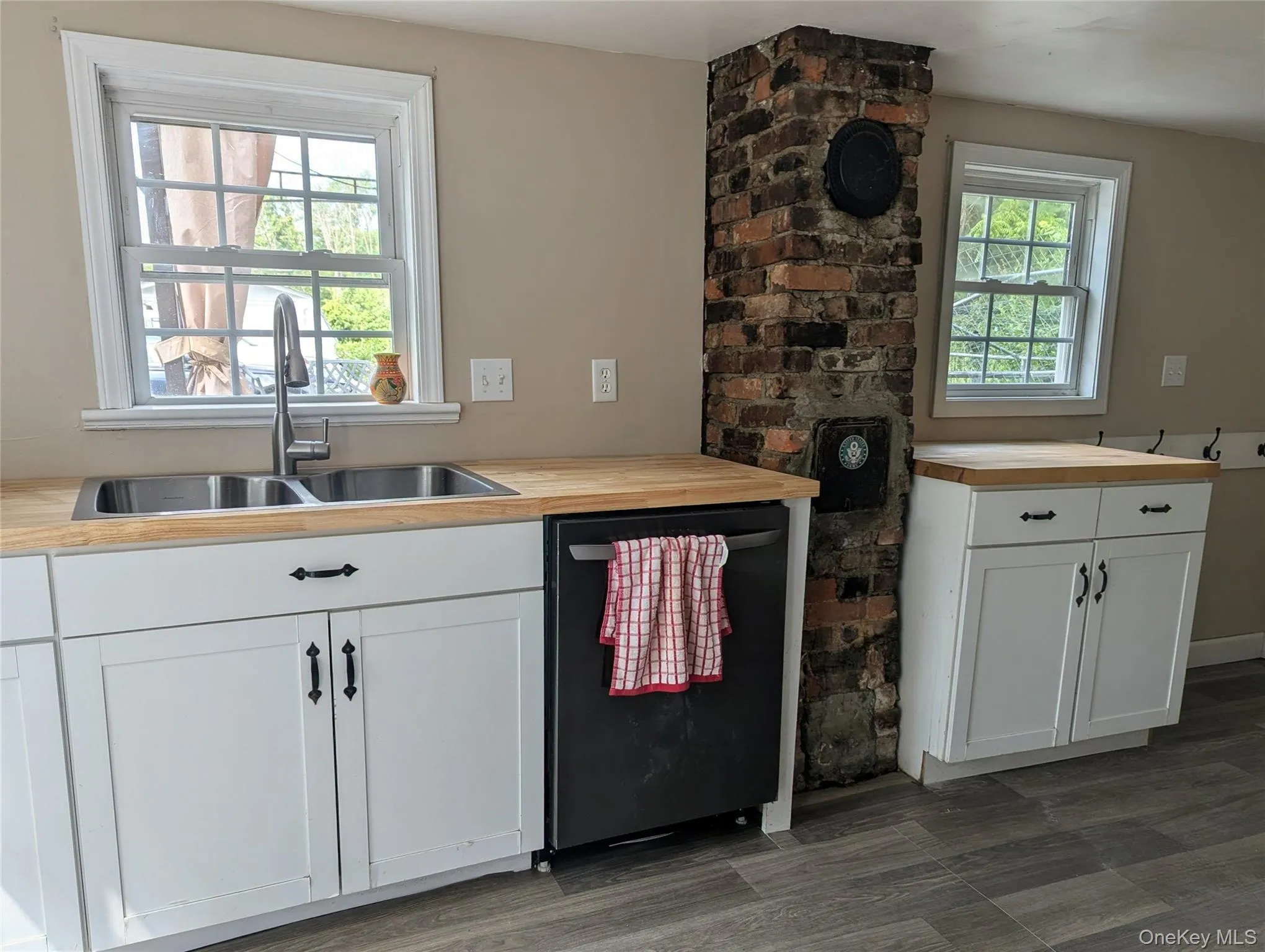 122 Castle High Road, Middletown, NY, 3 Bedrooms Bedrooms, 6 Rooms Rooms,1 BathroomBathrooms,Residential,For Rent,Castle High,0,1021833 122 Castle High Road, Middletown, NY, 3 Bedrooms Bedrooms, 6 Rooms Rooms,1 BathroomBathrooms,Residential,For Rent,Castle High,0,1021833