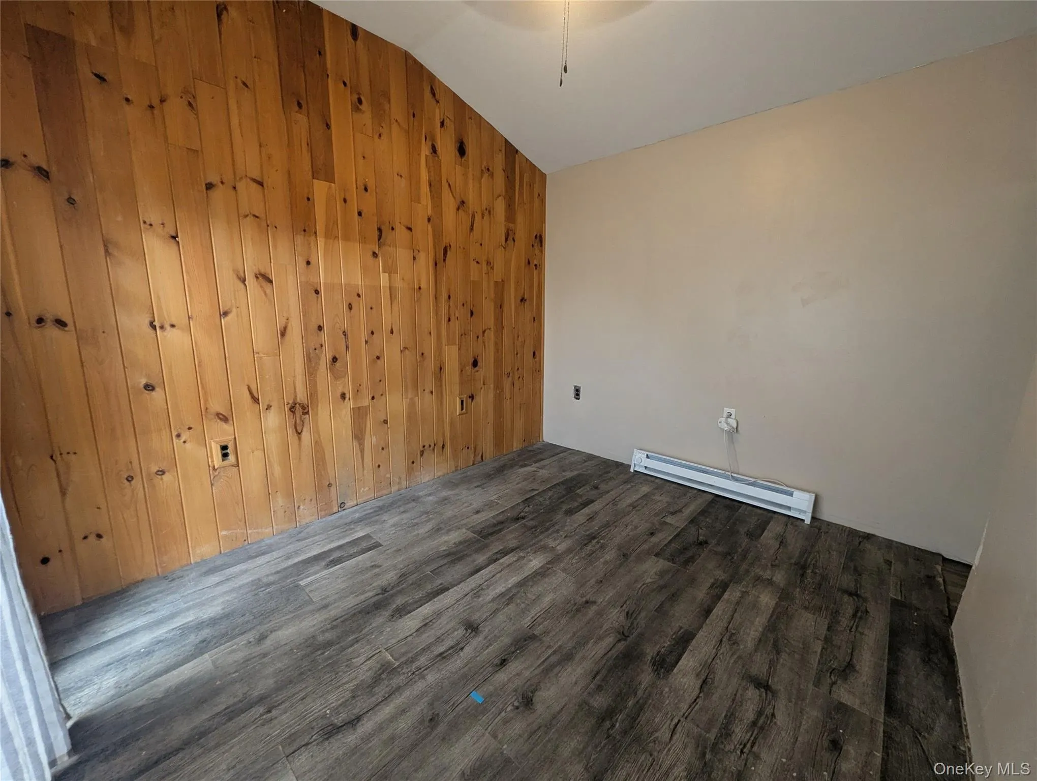 Dining area, office, auxiliary room Dining area, office, auxiliary room