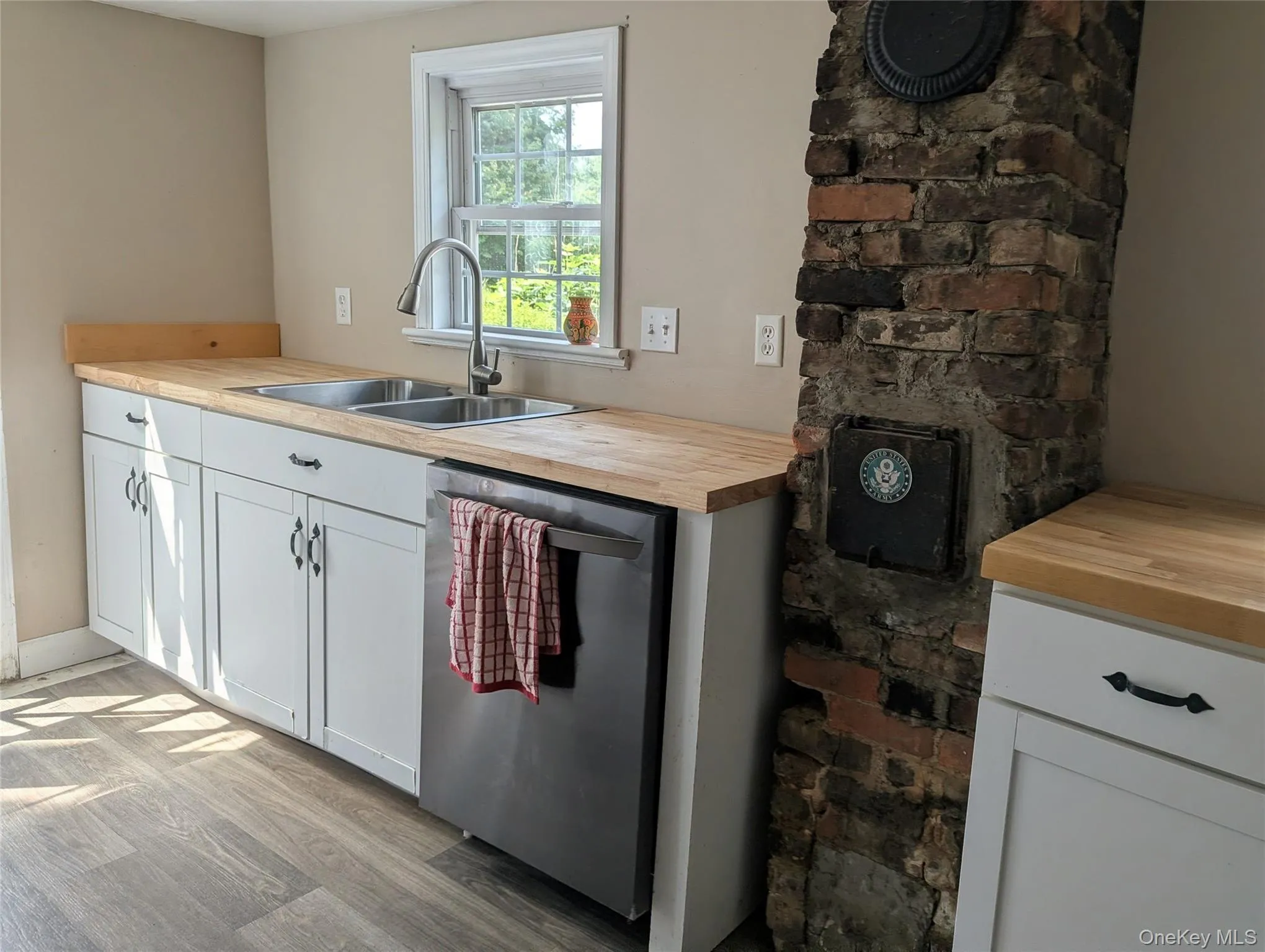 122 Castle High Road, Middletown, NY, 3 Bedrooms Bedrooms, 6 Rooms Rooms,1 BathroomBathrooms,Residential,For Rent,Castle High,0,1021833 122 Castle High Road, Middletown, NY, 3 Bedrooms Bedrooms, 6 Rooms Rooms,1 BathroomBathrooms,Residential,For Rent,Castle High,0,1021833