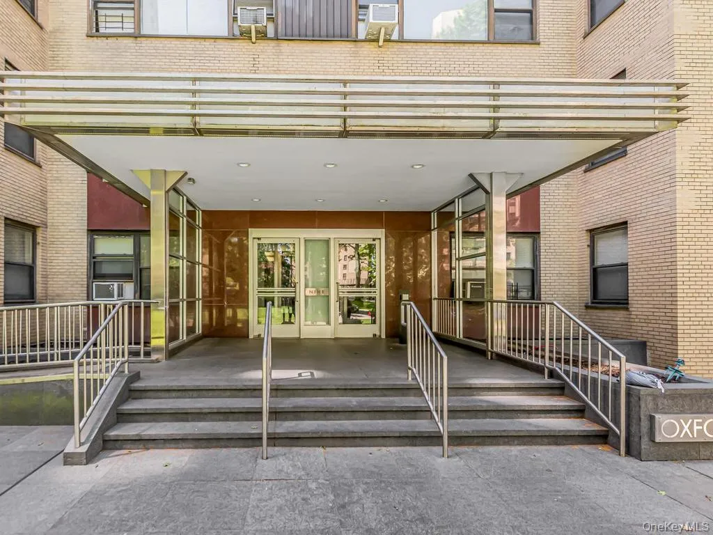 9 Fordham Hill Oval, New York, NY, 2 Bedrooms Bedrooms, 5 Rooms Rooms,1 BathroomBathrooms,Residential Lease,For Rent,Fordham Hill,0,1021837 9 Fordham Hill Oval, New York, NY, 2 Bedrooms Bedrooms, 5 Rooms Rooms,1 BathroomBathrooms,Residential Lease,For Rent,Fordham Hill,0,1021837