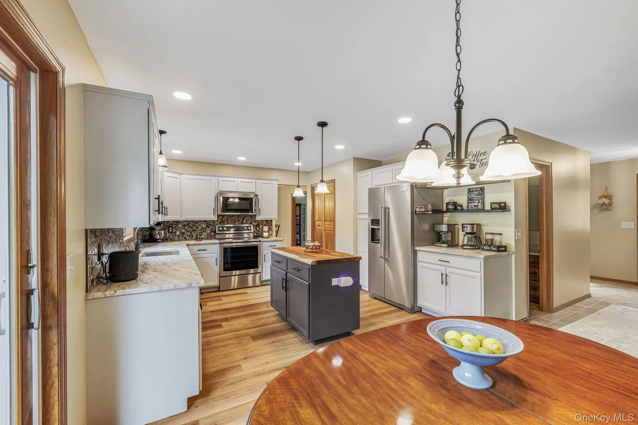 185 Rombout Road, Pleasant Valley, NY, 4 Bedrooms Bedrooms, 11 Rooms Rooms,2 BathroomsBathrooms,Residential,For Rent,Rombout,0,1021840 185 Rombout Road, Pleasant Valley, NY, 4 Bedrooms Bedrooms, 11 Rooms Rooms,2 BathroomsBathrooms,Residential,For Rent,Rombout,0,1021840