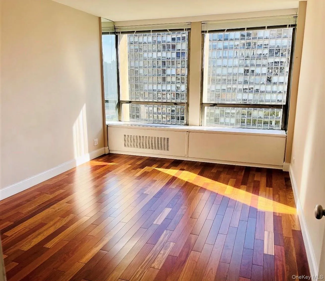 330 33rd Street, New York, NY, 1 Bedroom Bedrooms, 3 Rooms Rooms,1 BathroomBathrooms,Residential Lease,For Rent,33rd,0,1021847 330 33rd Street, New York, NY, 1 Bedroom Bedrooms, 3 Rooms Rooms,1 BathroomBathrooms,Residential Lease,For Rent,33rd,0,1021847