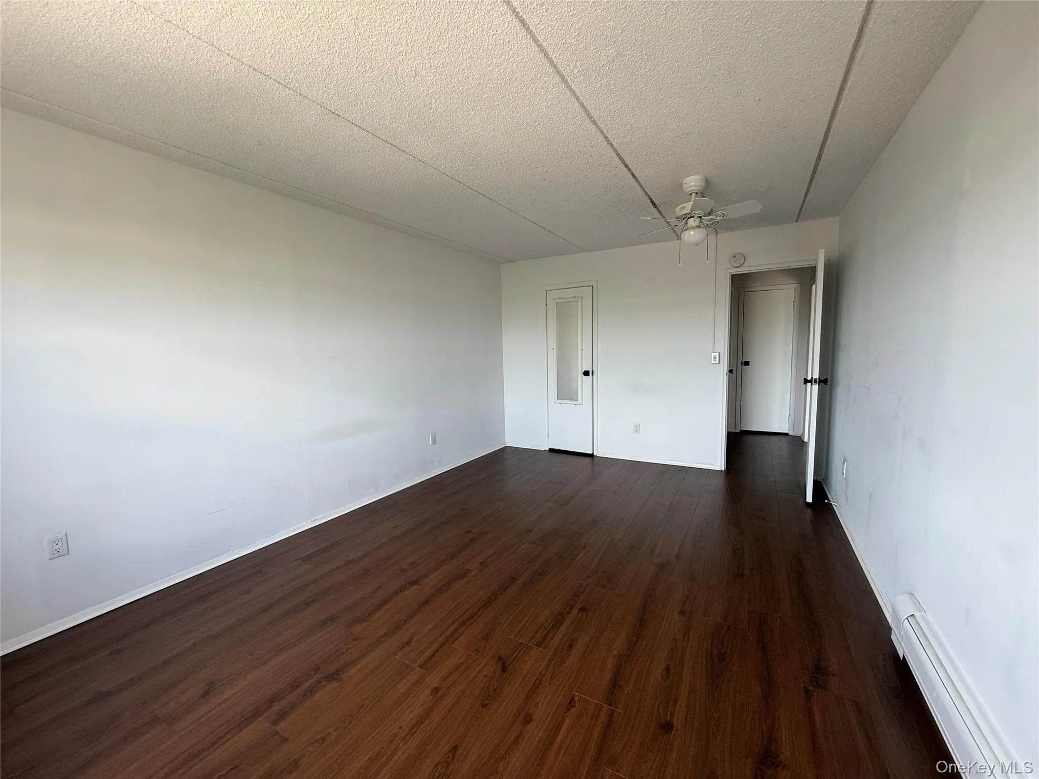 35 Park Avenue, Ramapo, NY, 1 Bedroom Bedrooms, 2 Rooms Rooms,1 BathroomBathrooms,Residential Lease,For Rent,Park,0,1021849 35 Park Avenue, Ramapo, NY, 1 Bedroom Bedrooms, 2 Rooms Rooms,1 BathroomBathrooms,Residential Lease,For Rent,Park,0,1021849