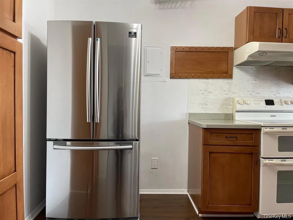 35 Park Avenue, Ramapo, NY, 1 Bedroom Bedrooms, 2 Rooms Rooms,1 BathroomBathrooms,Residential Lease,For Rent,Park,0,1021849 35 Park Avenue, Ramapo, NY, 1 Bedroom Bedrooms, 2 Rooms Rooms,1 BathroomBathrooms,Residential Lease,For Rent,Park,0,1021849