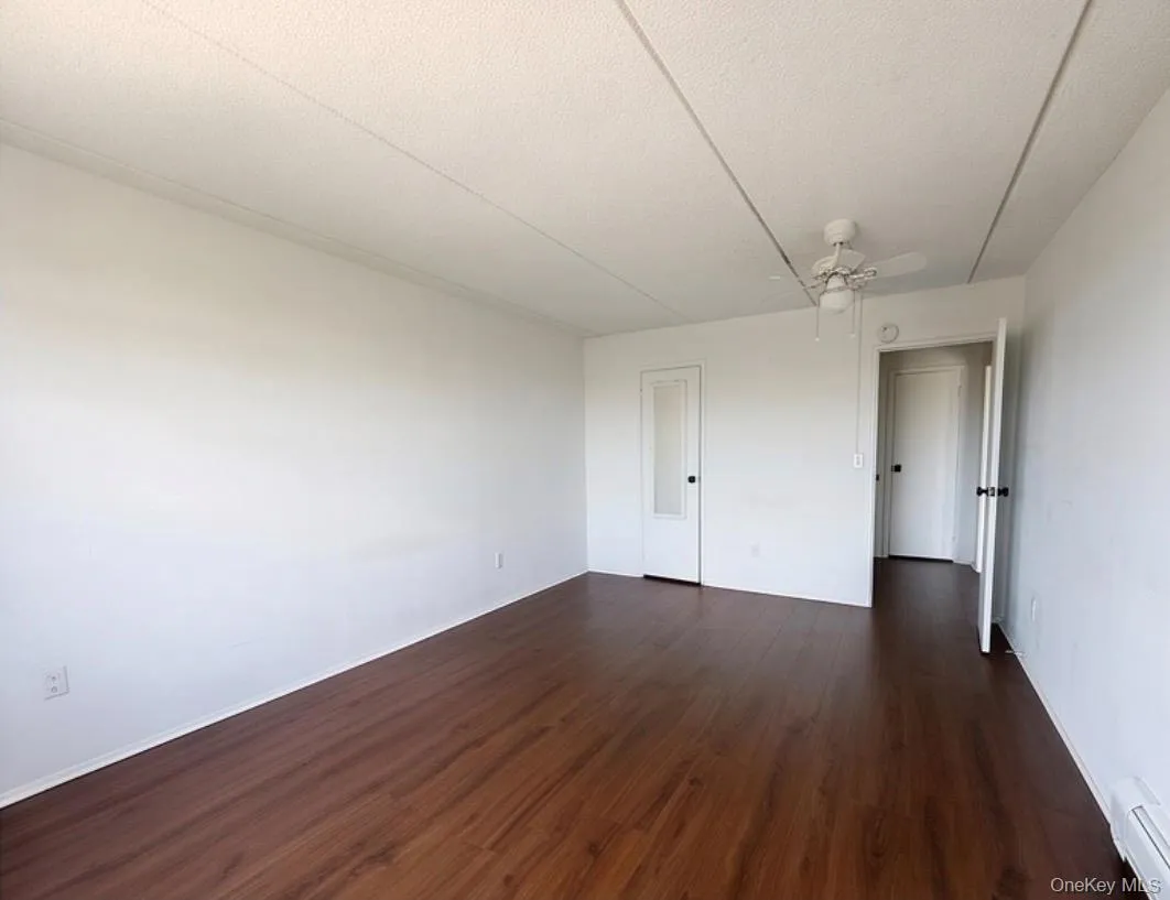35 Park Avenue, Ramapo, NY, 1 Bedroom Bedrooms, 2 Rooms Rooms,1 BathroomBathrooms,Residential Lease,For Rent,Park,0,1021849 35 Park Avenue, Ramapo, NY, 1 Bedroom Bedrooms, 2 Rooms Rooms,1 BathroomBathrooms,Residential Lease,For Rent,Park,0,1021849