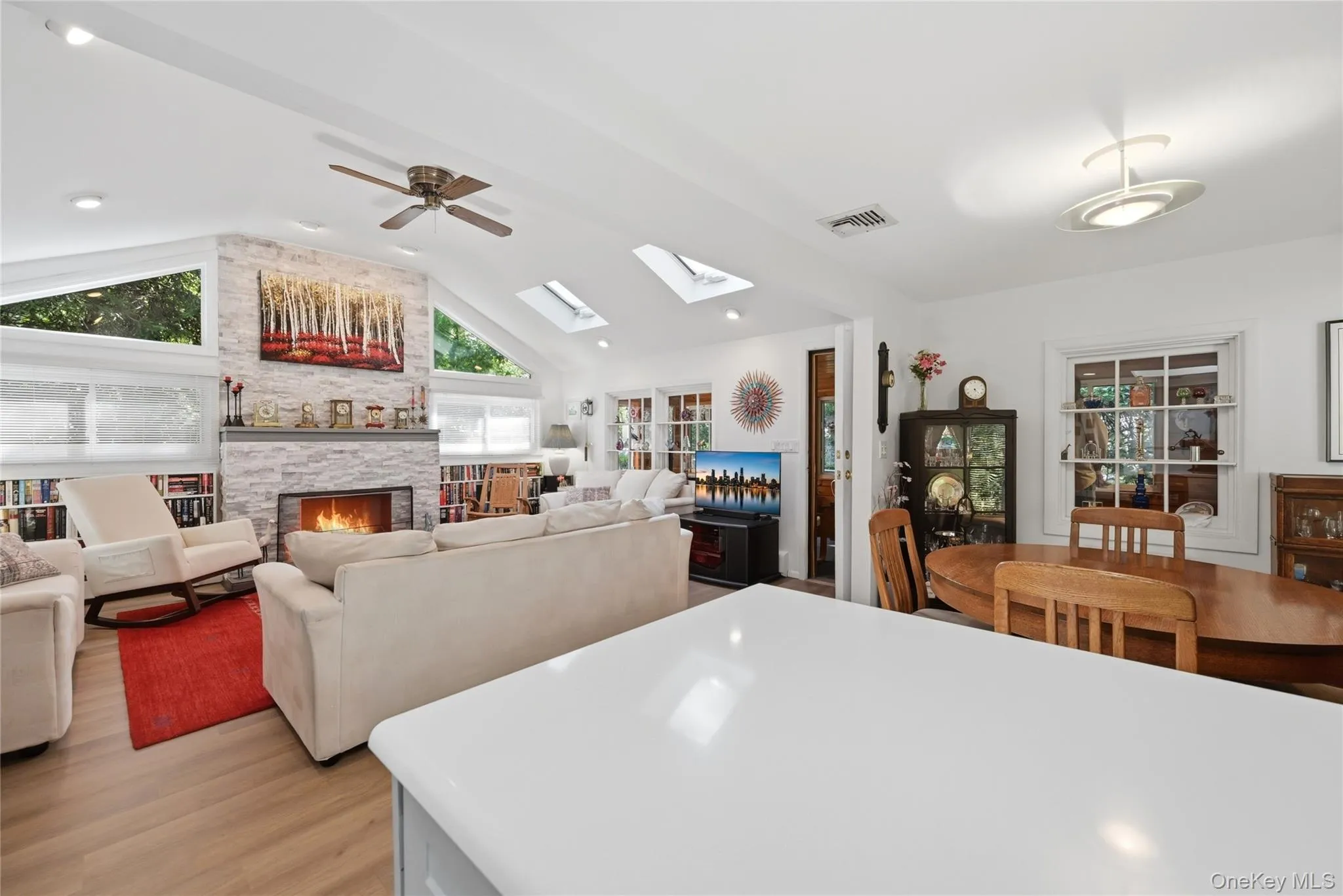 25 Valley Circle, Brookhaven, NY, 1 Bedroom Bedrooms, 5 Rooms Rooms,1 BathroomBathrooms,Residential,For Rent,Valley,0,1021850 25 Valley Circle, Brookhaven, NY, 1 Bedroom Bedrooms, 5 Rooms Rooms,1 BathroomBathrooms,Residential,For Rent,Valley,0,1021850