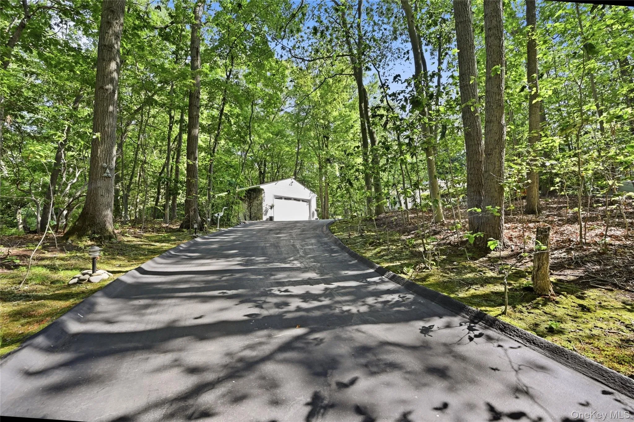 25 Valley Circle, Brookhaven, NY, 1 Bedroom Bedrooms, 5 Rooms Rooms,1 BathroomBathrooms,Residential,For Rent,Valley,0,1021850 25 Valley Circle, Brookhaven, NY, 1 Bedroom Bedrooms, 5 Rooms Rooms,1 BathroomBathrooms,Residential,For Rent,Valley,0,1021850