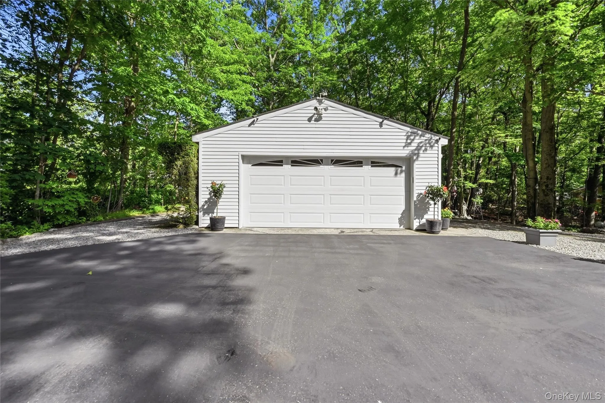 25 Valley Circle, Brookhaven, NY, 1 Bedroom Bedrooms, 5 Rooms Rooms,1 BathroomBathrooms,Residential,For Rent,Valley,0,1021850 25 Valley Circle, Brookhaven, NY, 1 Bedroom Bedrooms, 5 Rooms Rooms,1 BathroomBathrooms,Residential,For Rent,Valley,0,1021850