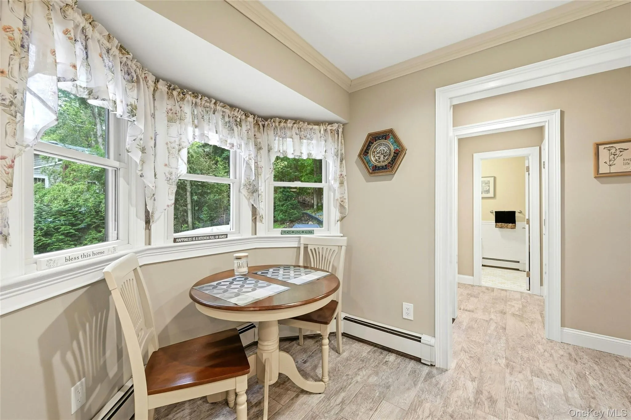 135 Oakwood Road, Brookhaven, NY, 4 Bedrooms Bedrooms, 10 Rooms Rooms,3 BathroomsBathrooms,Residential,For Rent,Oakwood,0,1021854 135 Oakwood Road, Brookhaven, NY, 4 Bedrooms Bedrooms, 10 Rooms Rooms,3 BathroomsBathrooms,Residential,For Rent,Oakwood,0,1021854