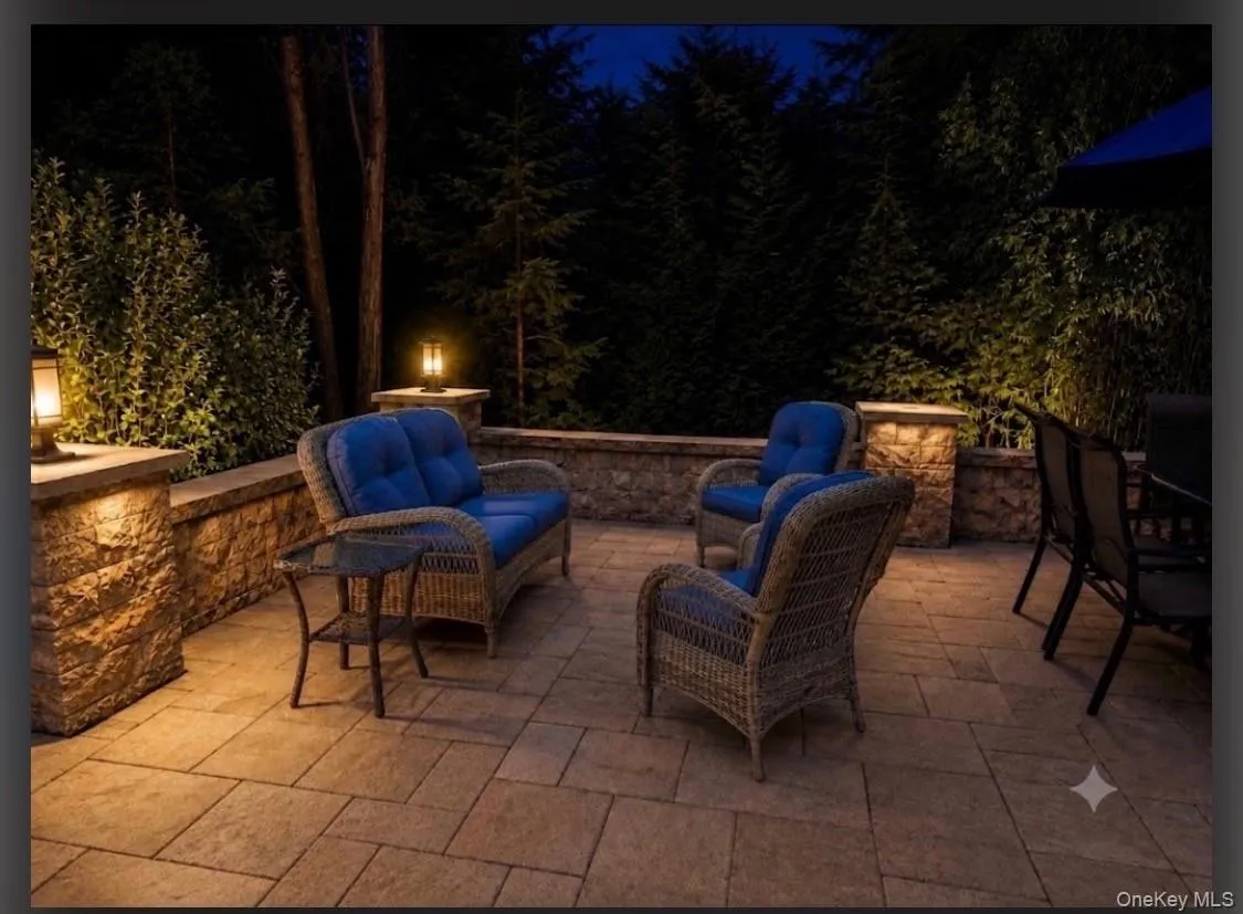135 Oakwood Road, Brookhaven, NY, 4 Bedrooms Bedrooms, 10 Rooms Rooms,3 BathroomsBathrooms,Residential,For Rent,Oakwood,0,1021854 135 Oakwood Road, Brookhaven, NY, 4 Bedrooms Bedrooms, 10 Rooms Rooms,3 BathroomsBathrooms,Residential,For Rent,Oakwood,0,1021854