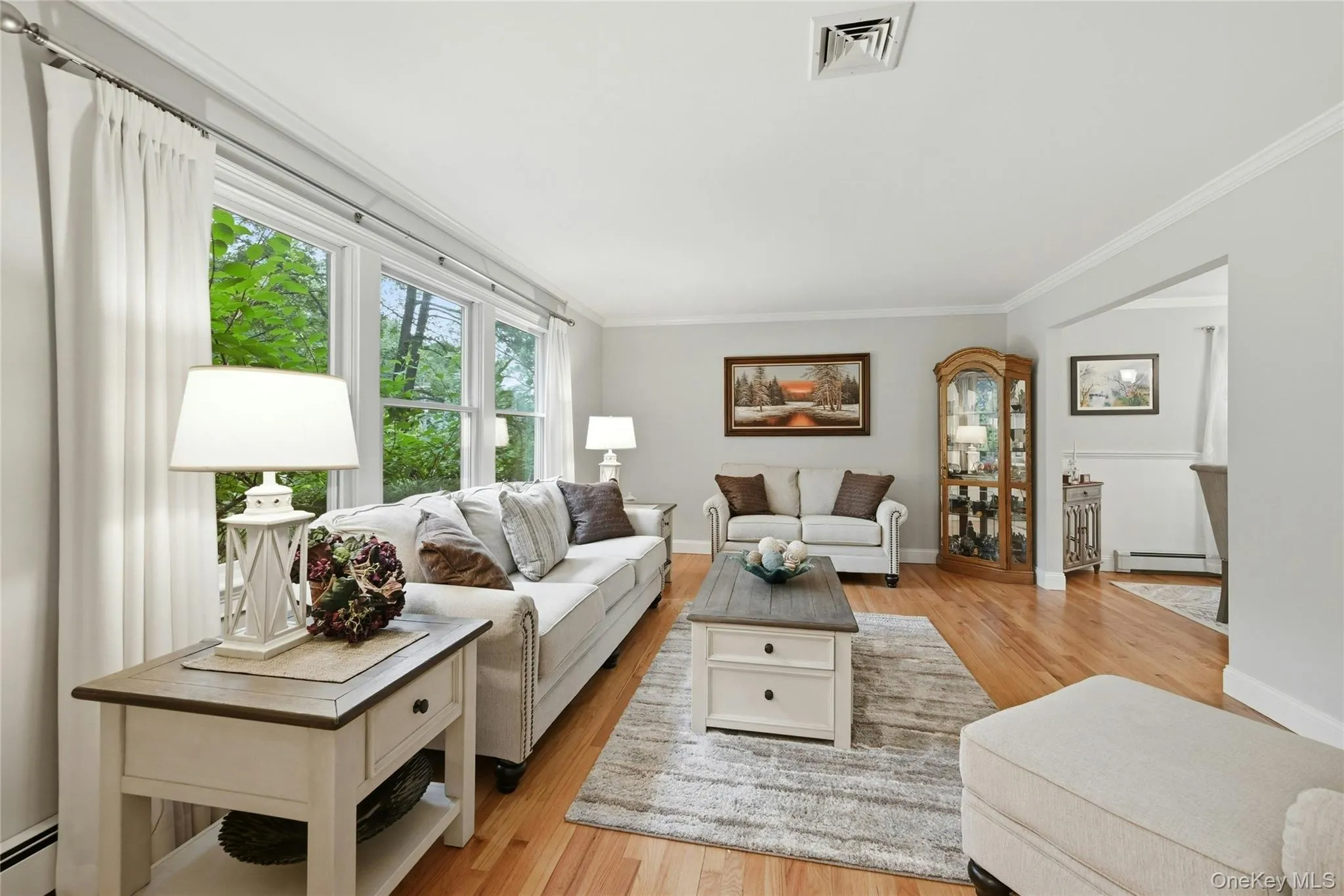135 Oakwood Road, Brookhaven, NY, 4 Bedrooms Bedrooms, 10 Rooms Rooms,3 BathroomsBathrooms,Residential,For Rent,Oakwood,0,1021854 135 Oakwood Road, Brookhaven, NY, 4 Bedrooms Bedrooms, 10 Rooms Rooms,3 BathroomsBathrooms,Residential,For Rent,Oakwood,0,1021854