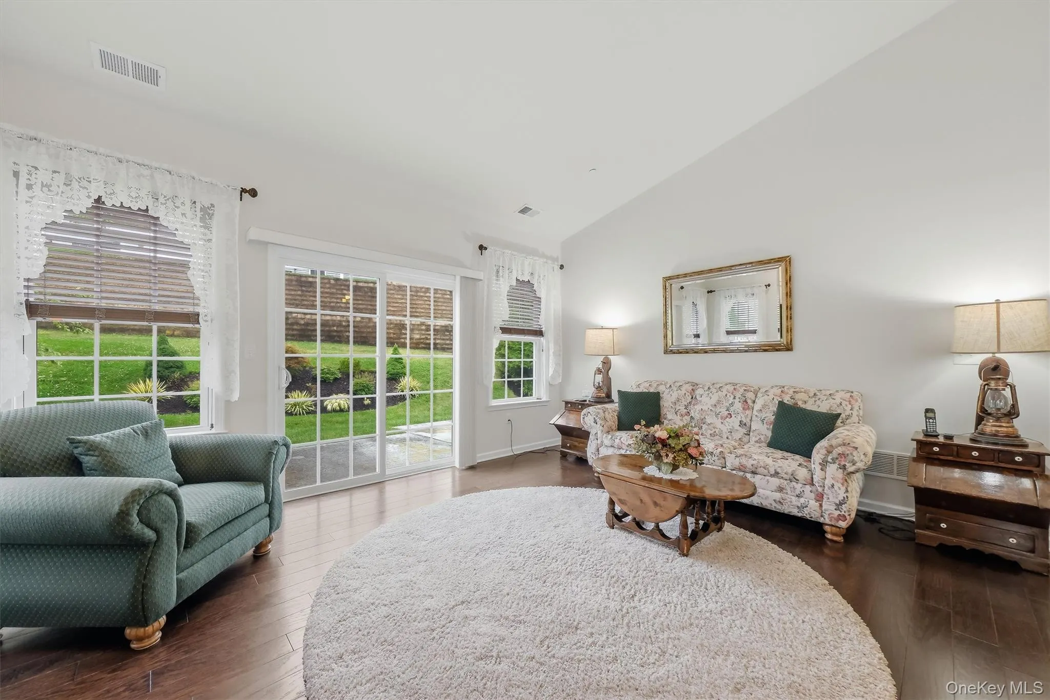 8 Atkins Court, Carmel, NY, 2 Bedrooms Bedrooms, 5 Rooms Rooms,2 BathroomsBathrooms,Residential,For Rent,Atkins,0,1021855 8 Atkins Court, Carmel, NY, 2 Bedrooms Bedrooms, 5 Rooms Rooms,2 BathroomsBathrooms,Residential,For Rent,Atkins,0,1021855