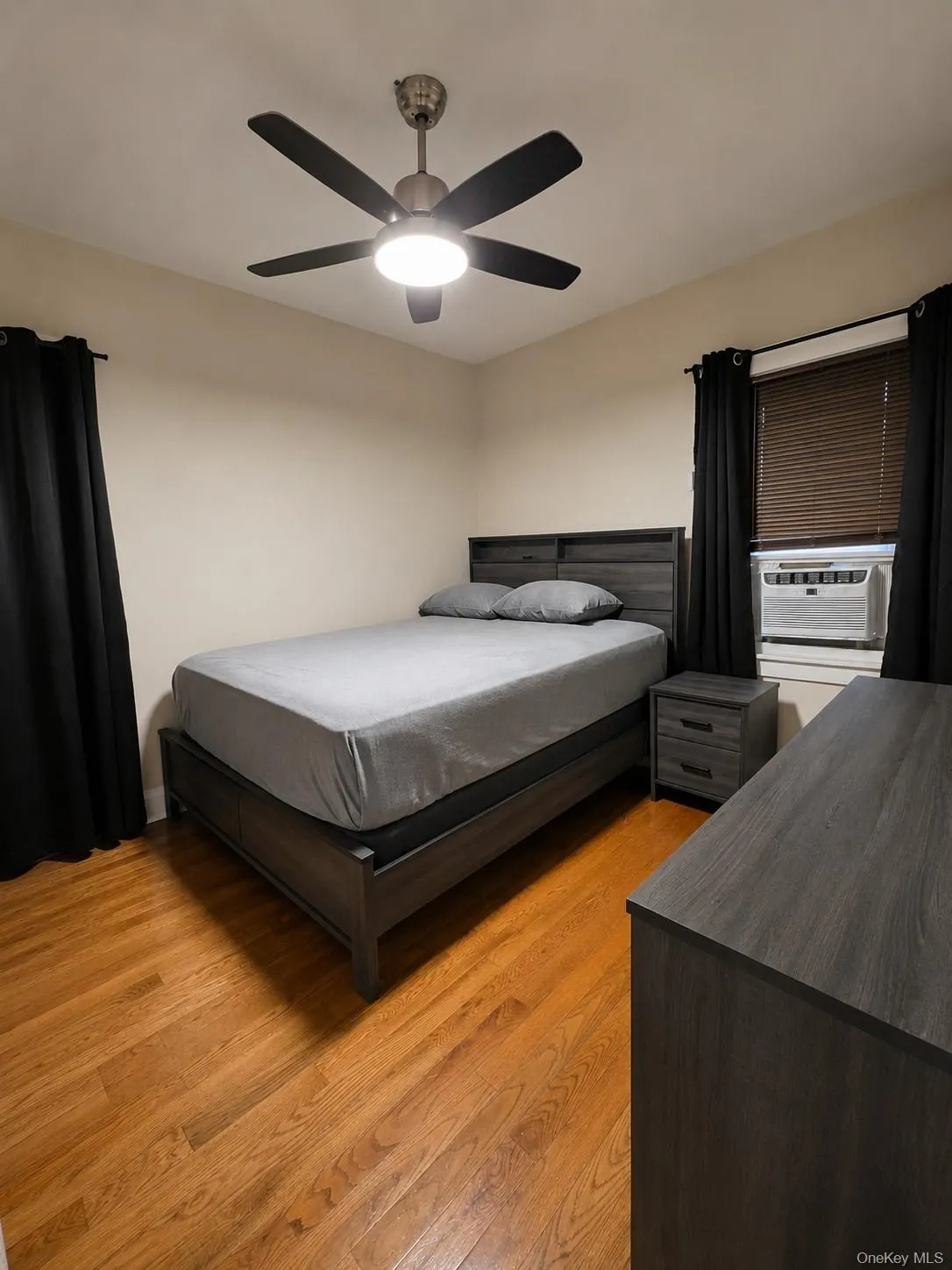 9927 213th Street, New York, NY, 3 Bedrooms Bedrooms, 8 Rooms Rooms,2 BathroomsBathrooms,Residential,For Rent,213th,0,1021860 9927 213th Street, New York, NY, 3 Bedrooms Bedrooms, 8 Rooms Rooms,2 BathroomsBathrooms,Residential,For Rent,213th,0,1021860