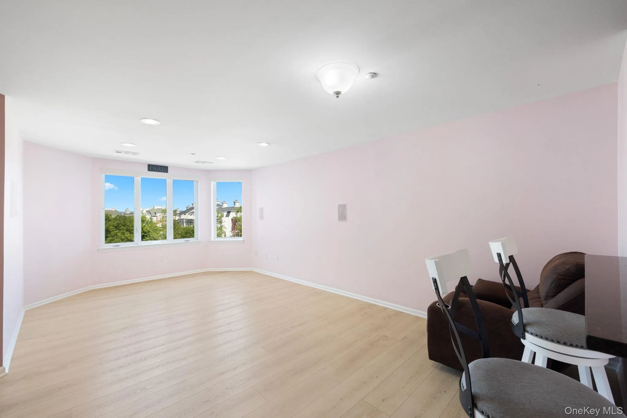 1321 Round Pointe Drive, Haverstraw, NY, 1 Bedroom Bedrooms, 5 Rooms Rooms,1 BathroomBathrooms,Residential,For Rent,Round Pointe,0,1021865 1321 Round Pointe Drive, Haverstraw, NY, 1 Bedroom Bedrooms, 5 Rooms Rooms,1 BathroomBathrooms,Residential,For Rent,Round Pointe,0,1021865